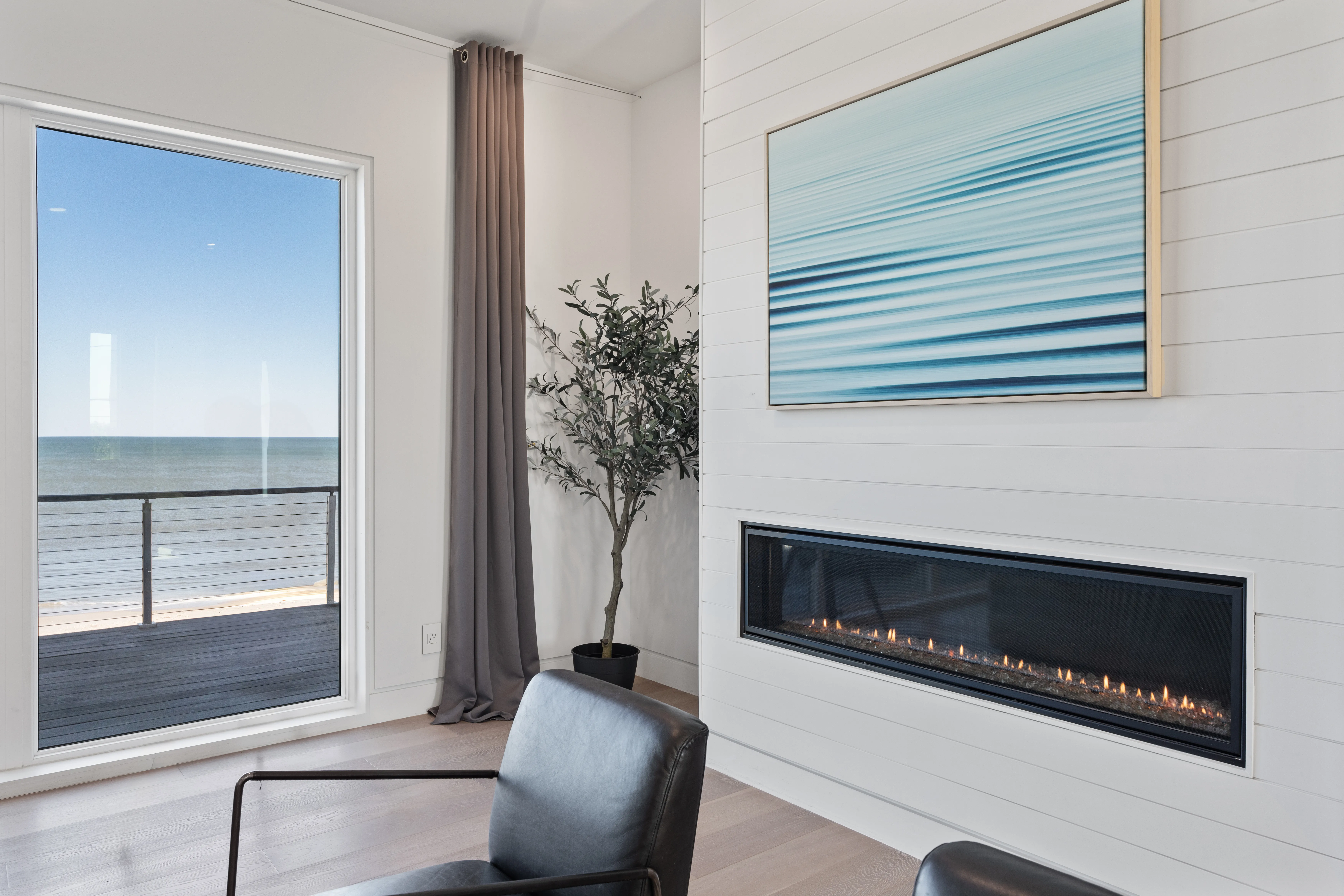 LIVING_ROOM - Image 1