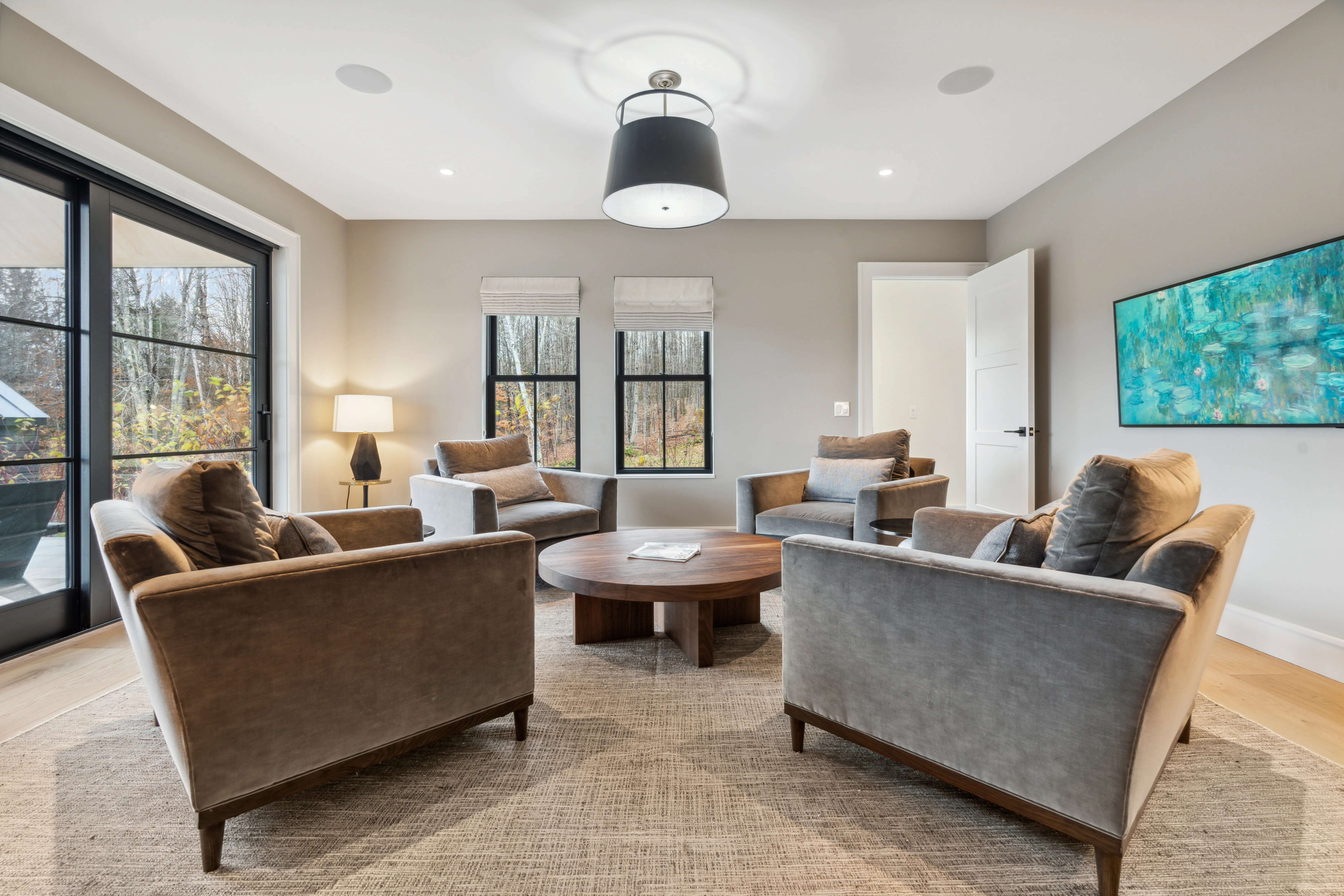 LIVING_ROOM - Image 6