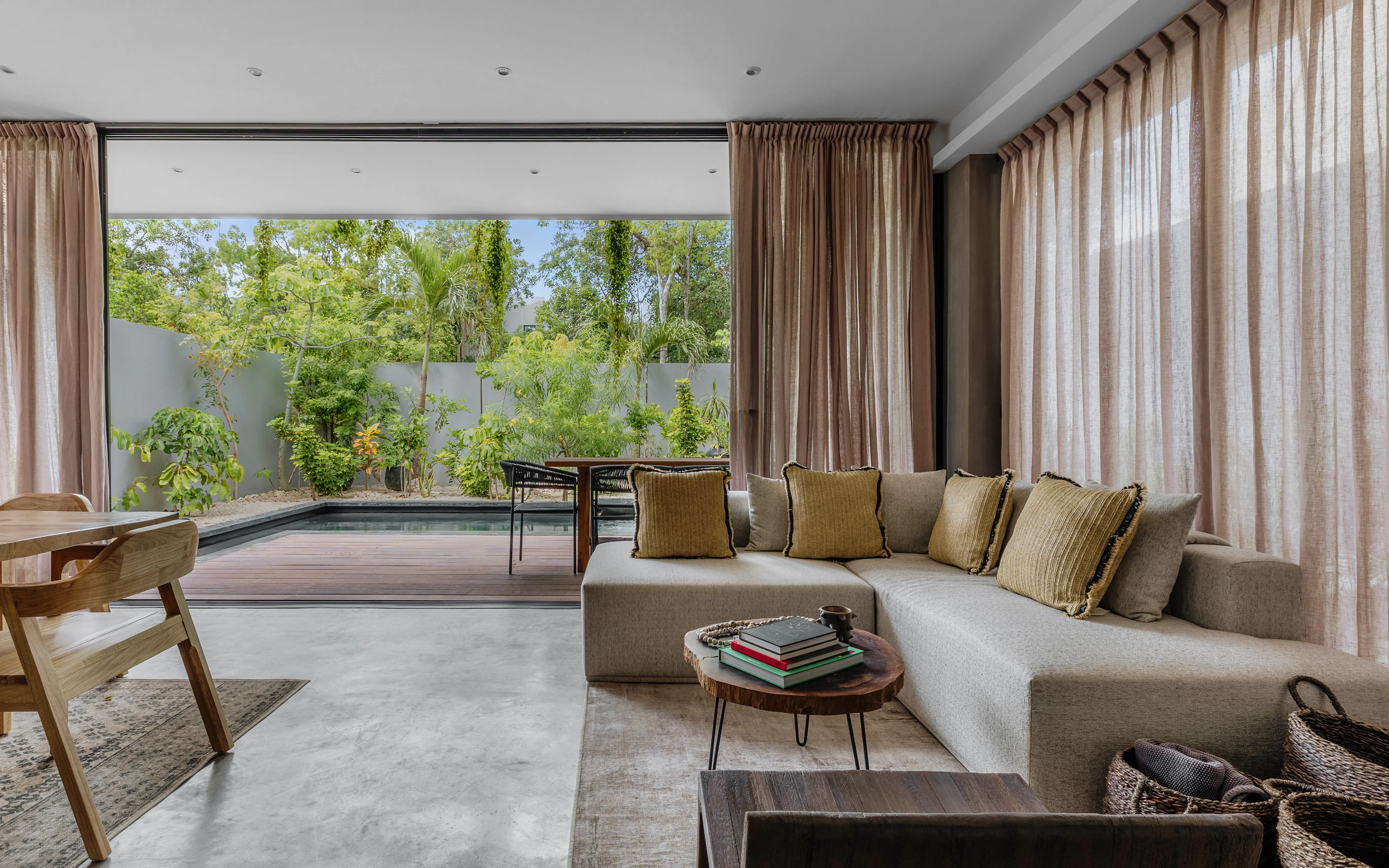 LIVING_ROOM - Image 3