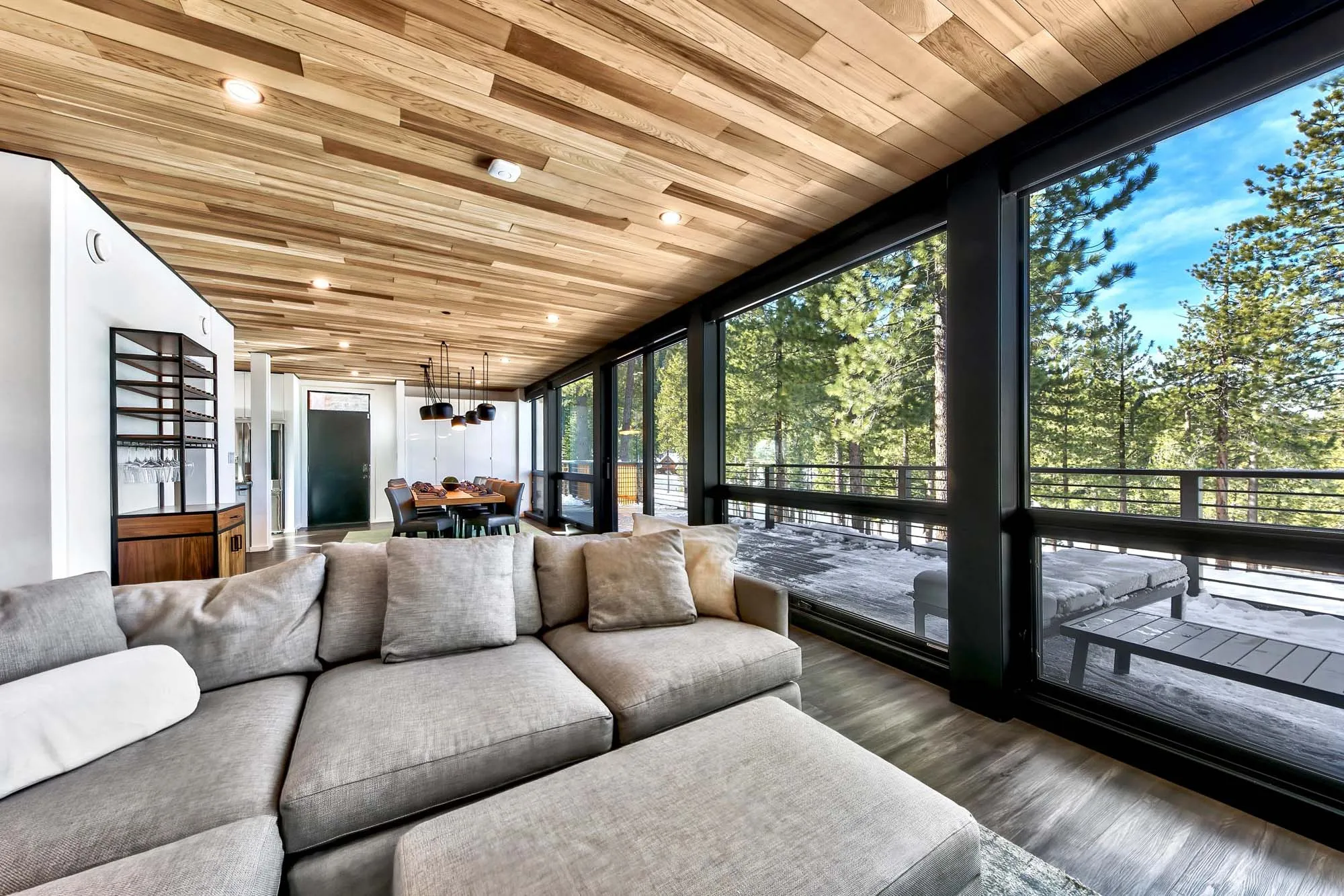 Lantern Ridge Timber Skyline