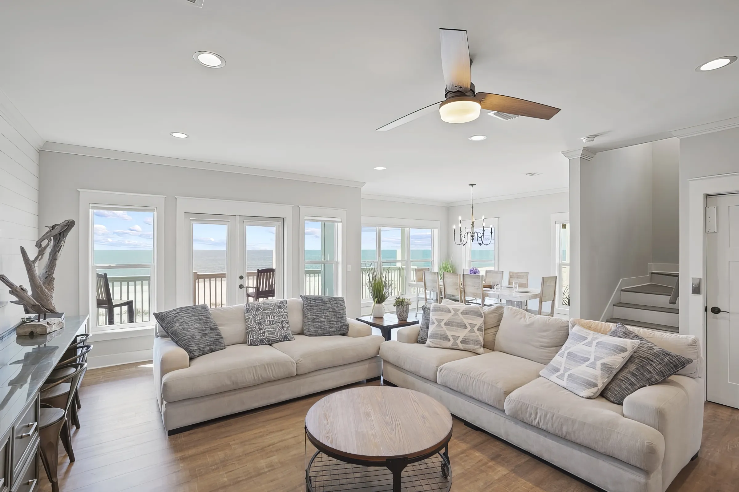 LIVING_ROOM - Image 1