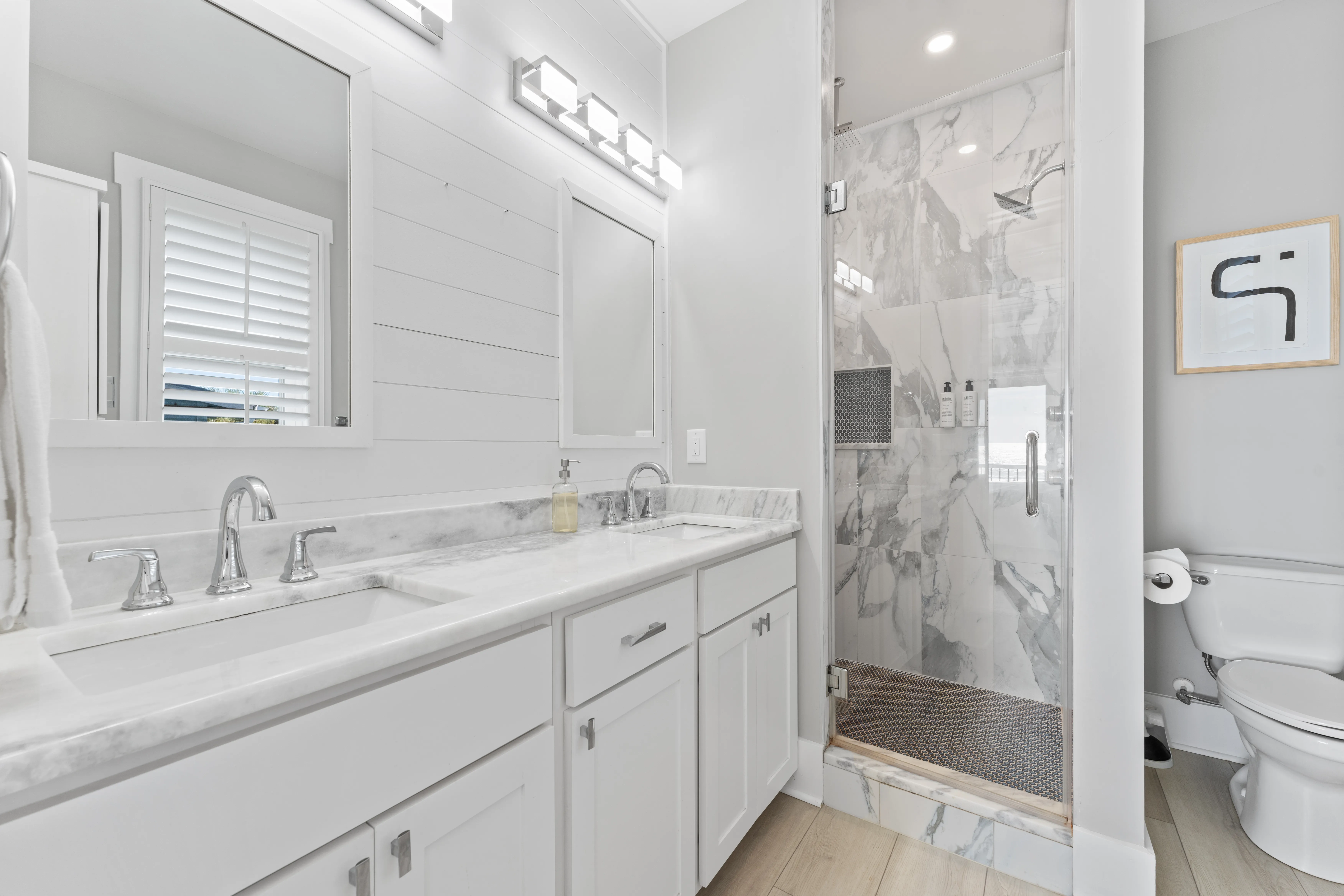 Bathroom 1 - Image 1