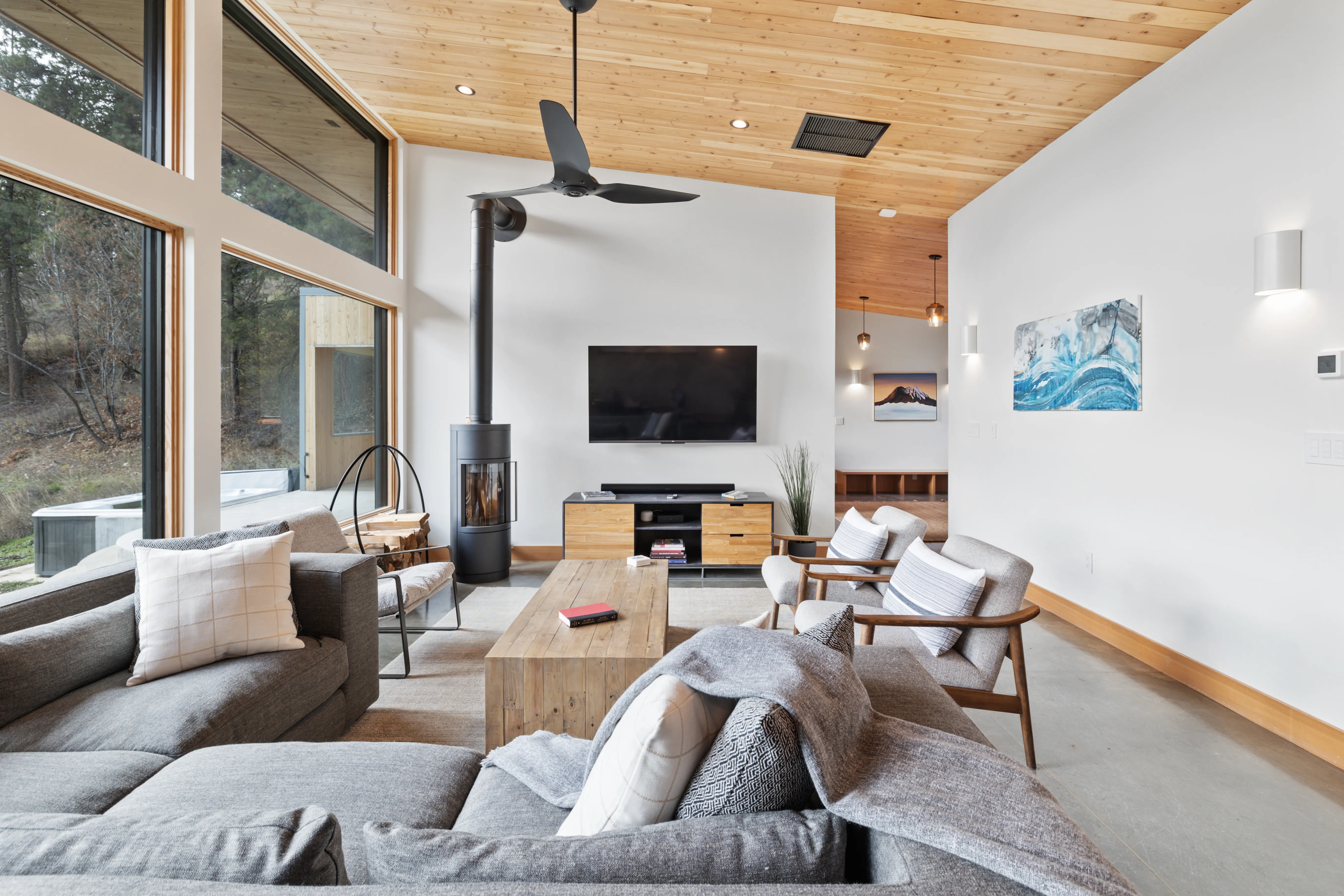 LIVING_ROOM - Image 1