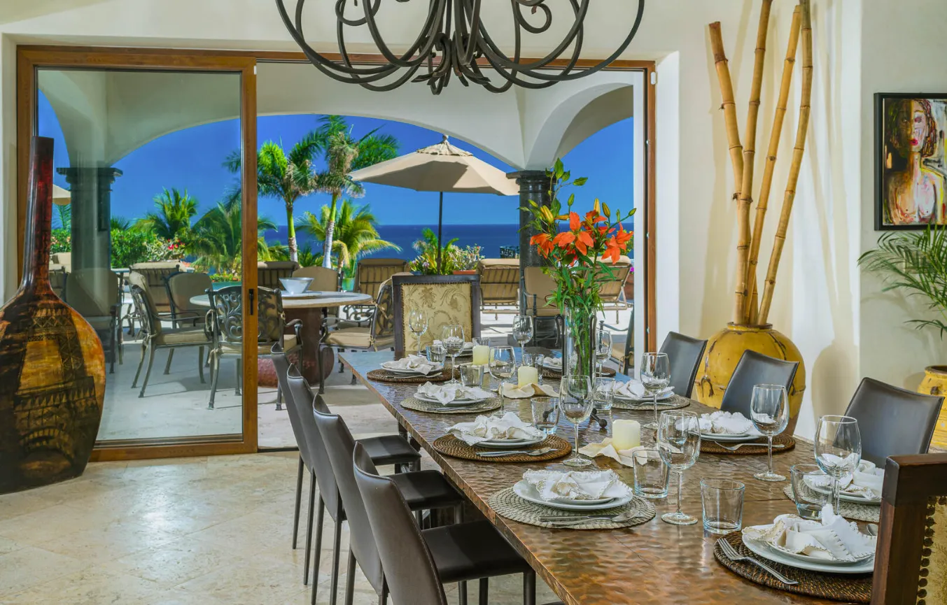 Palm Panorama Bay Lantern