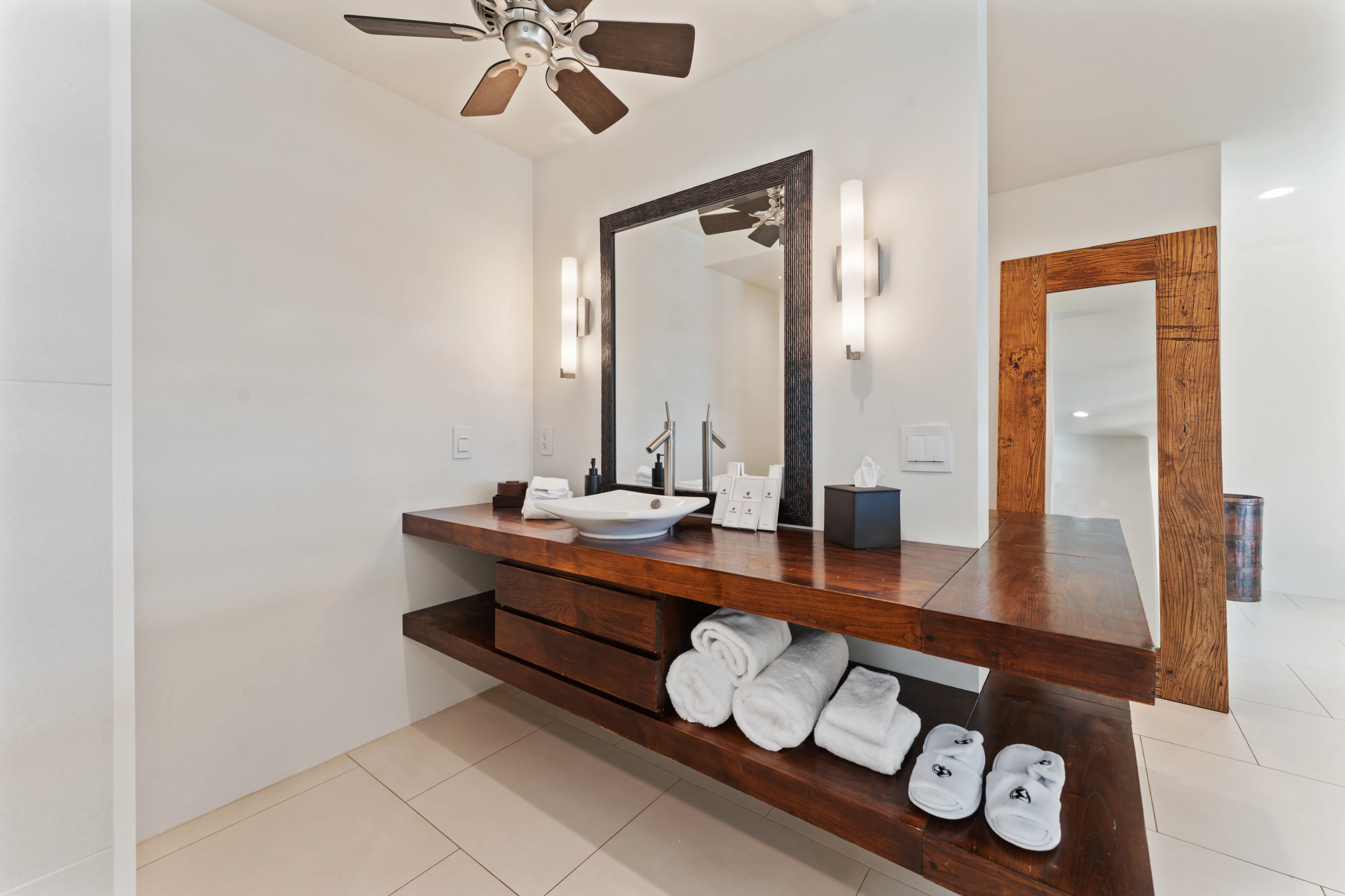 Bathroom 3 - Image 1