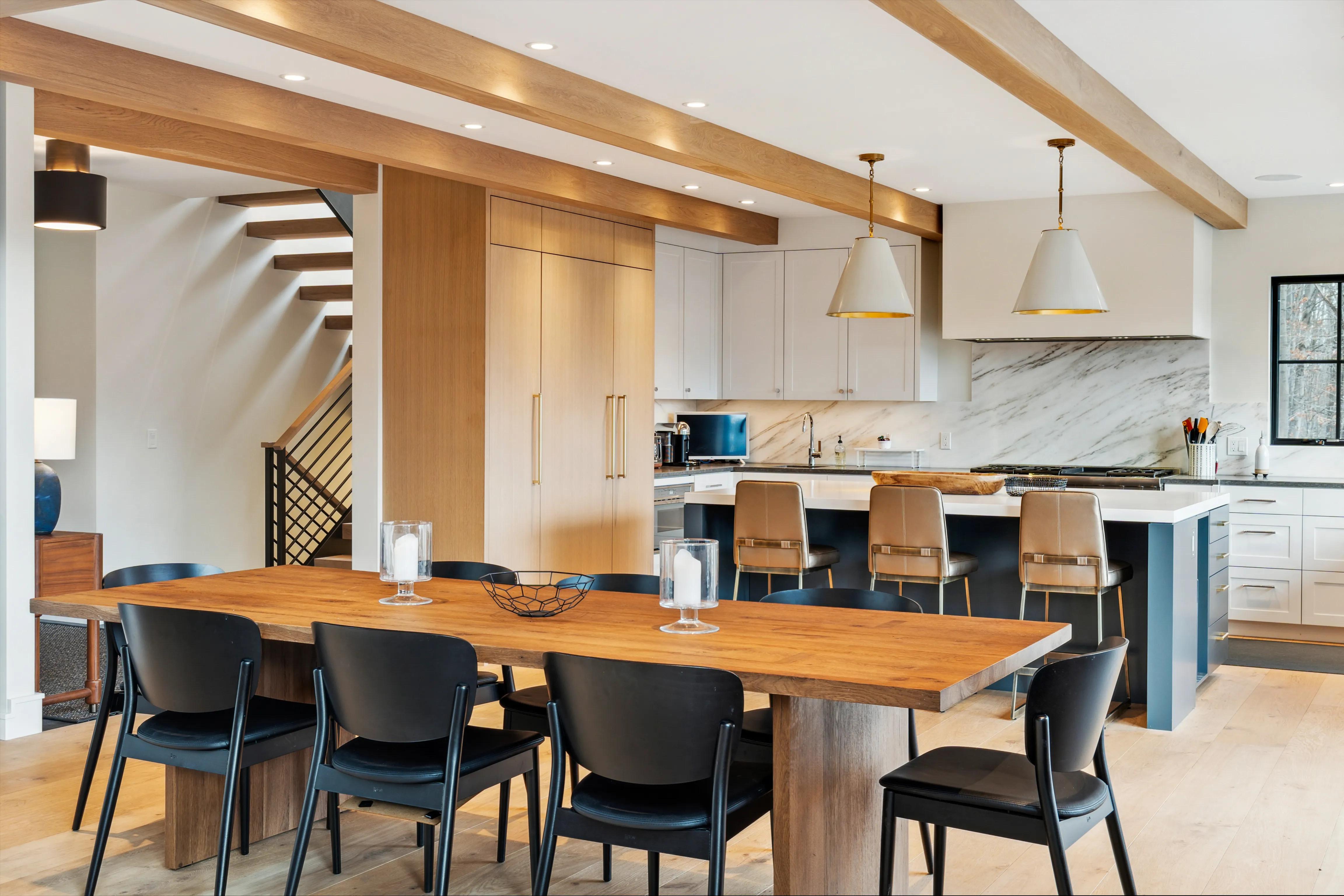 DINING_ROOM - Image 1