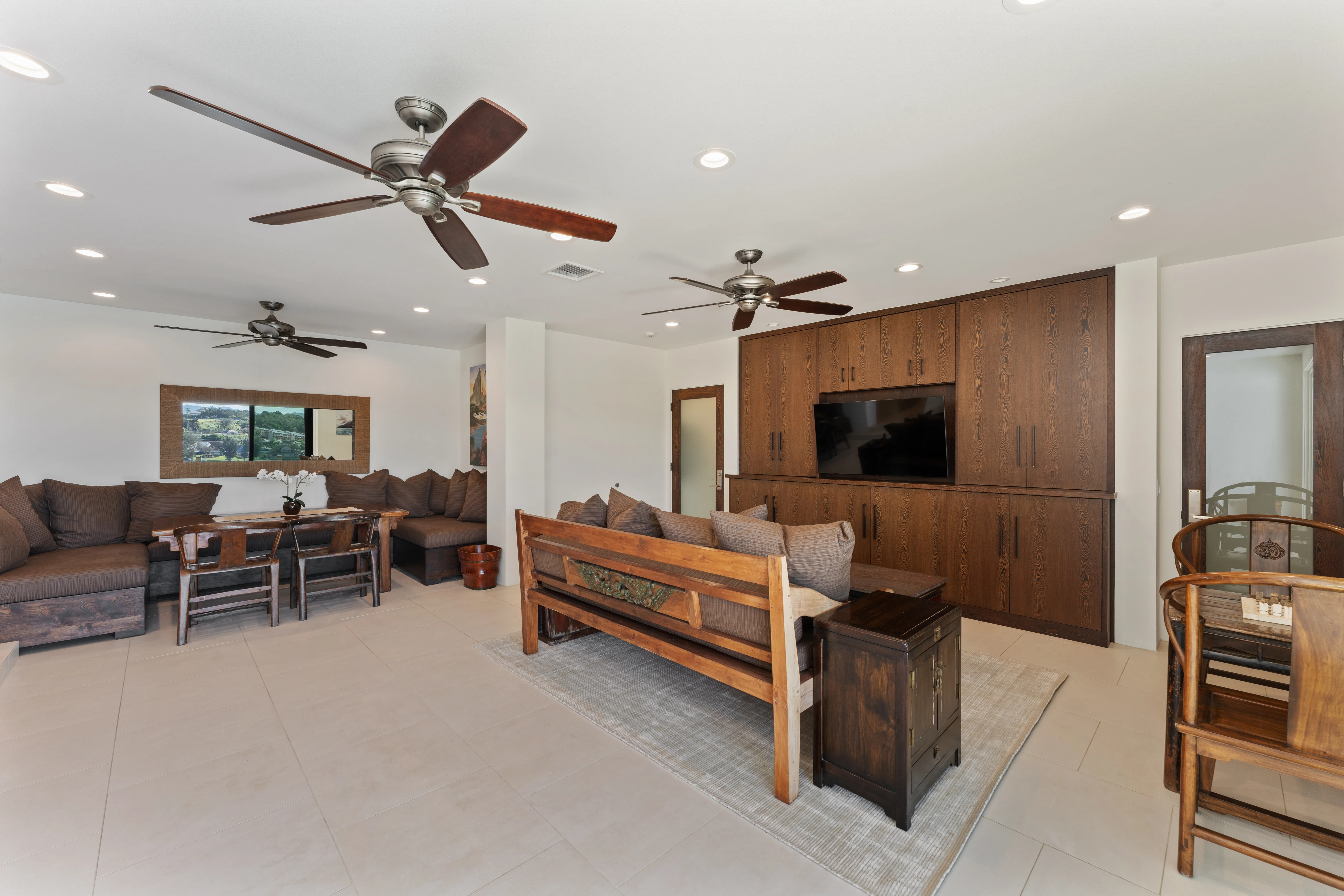 LIVING_ROOM - Image 2