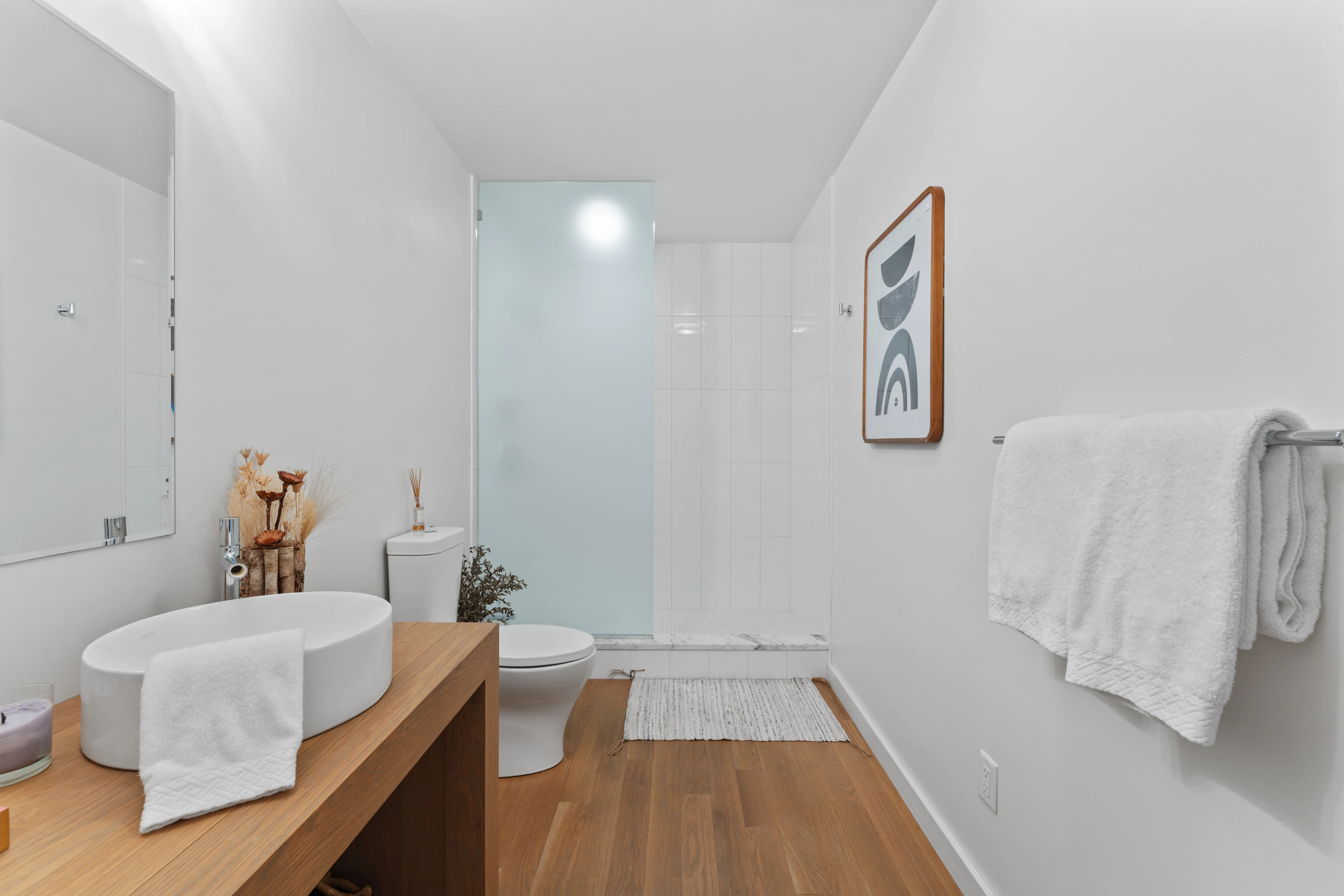 Bathroom 1 - Image 1