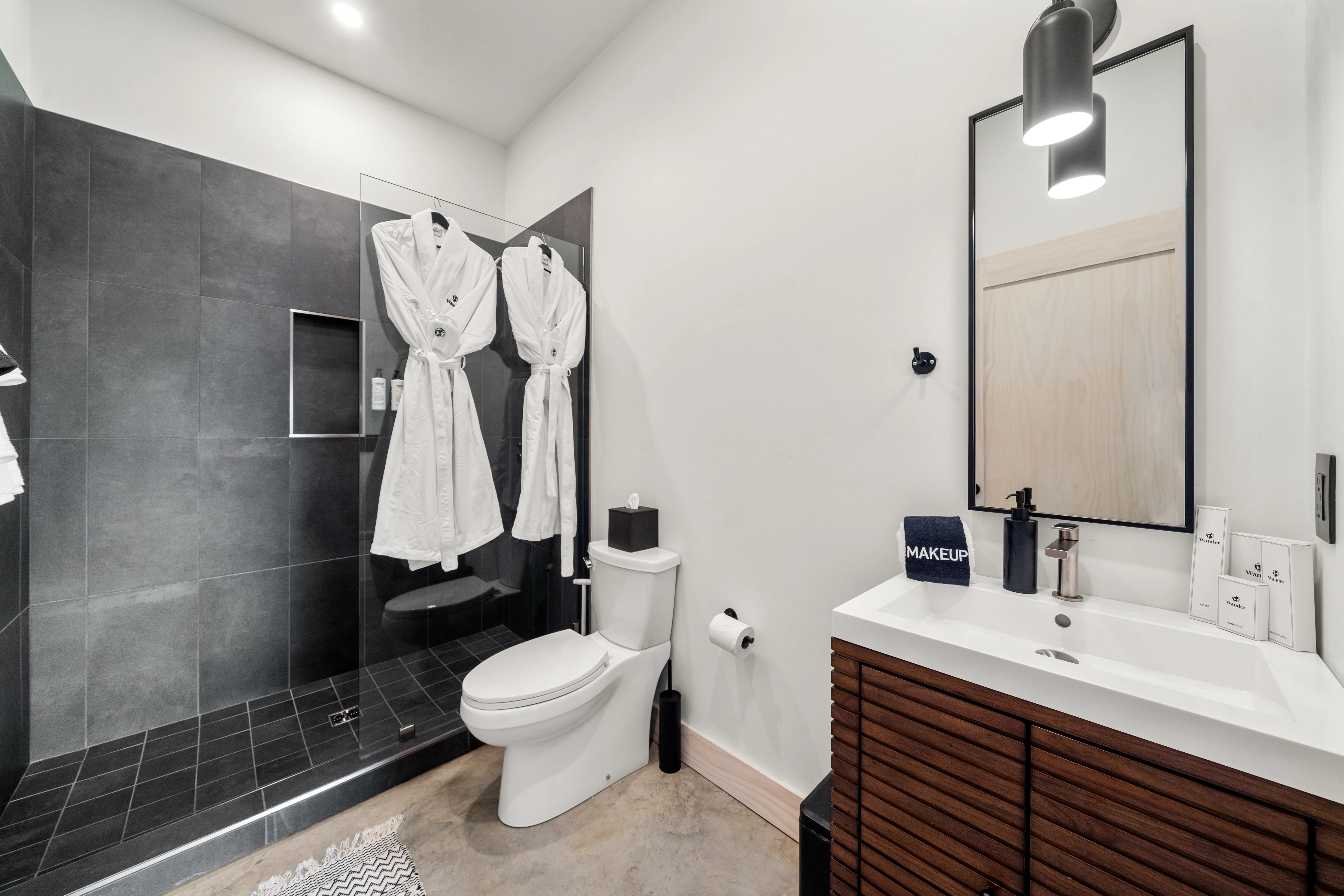 Bathroom 1 - Image 1