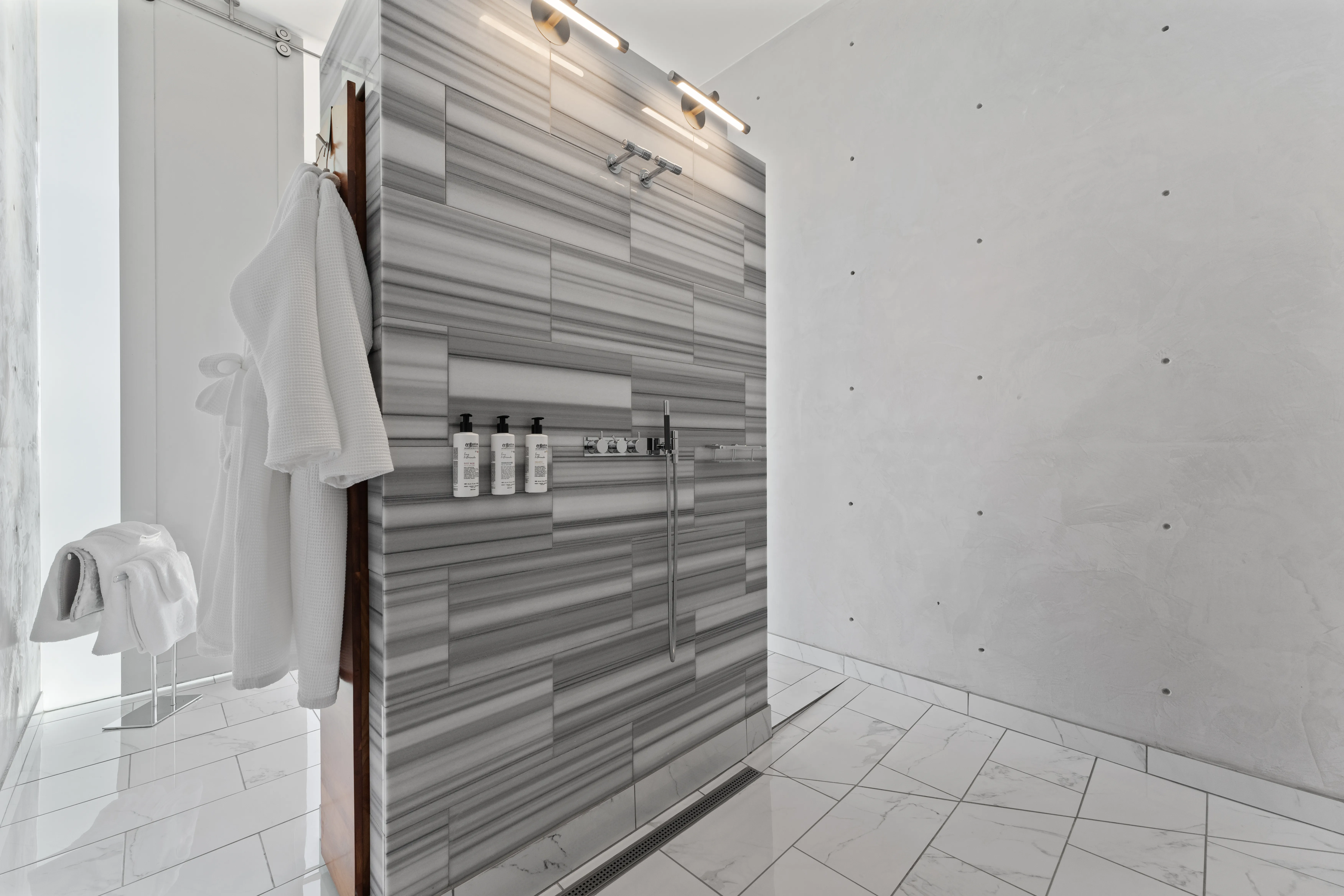 Bathroom 1 - Image 1