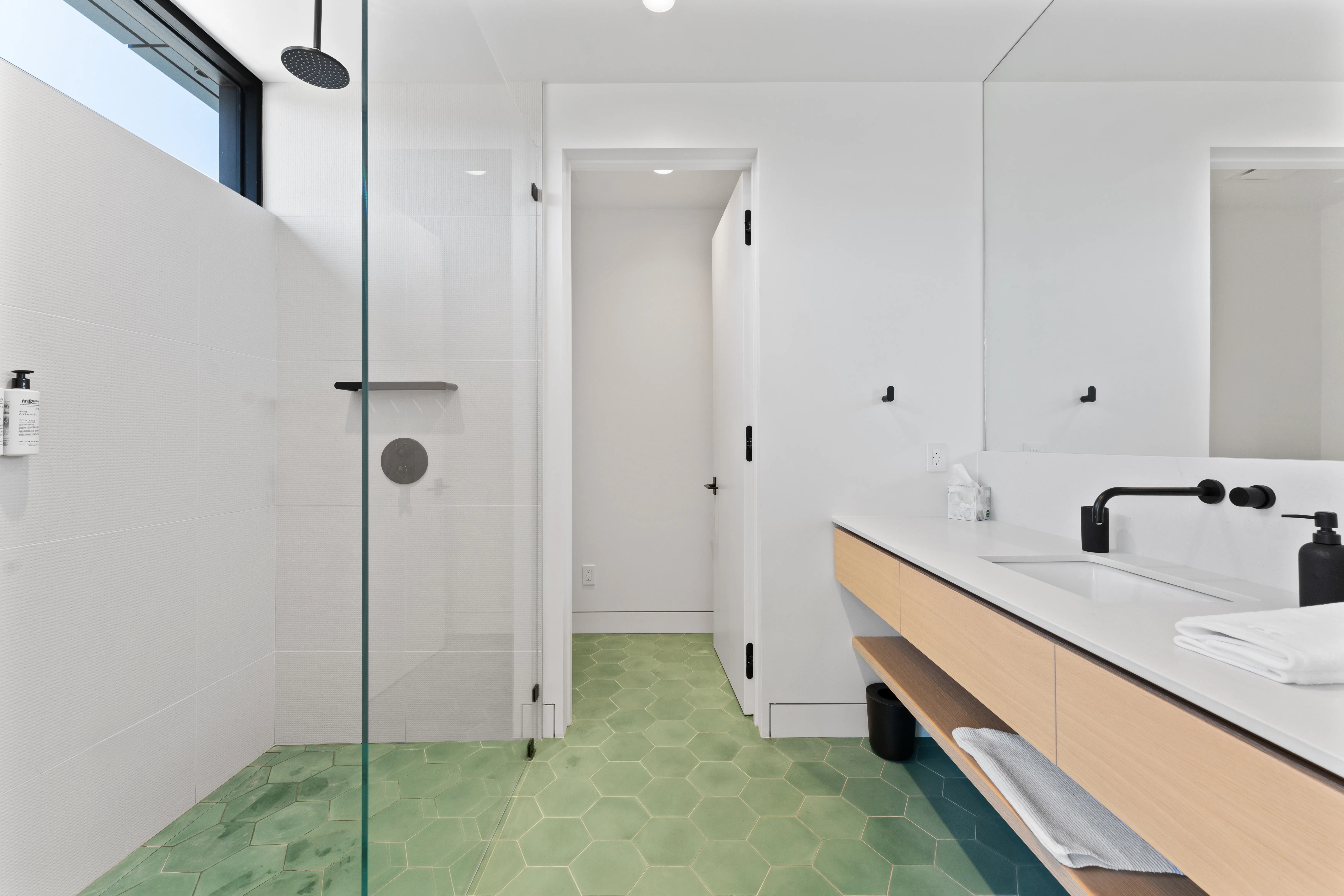Bathroom 1 - Image 1