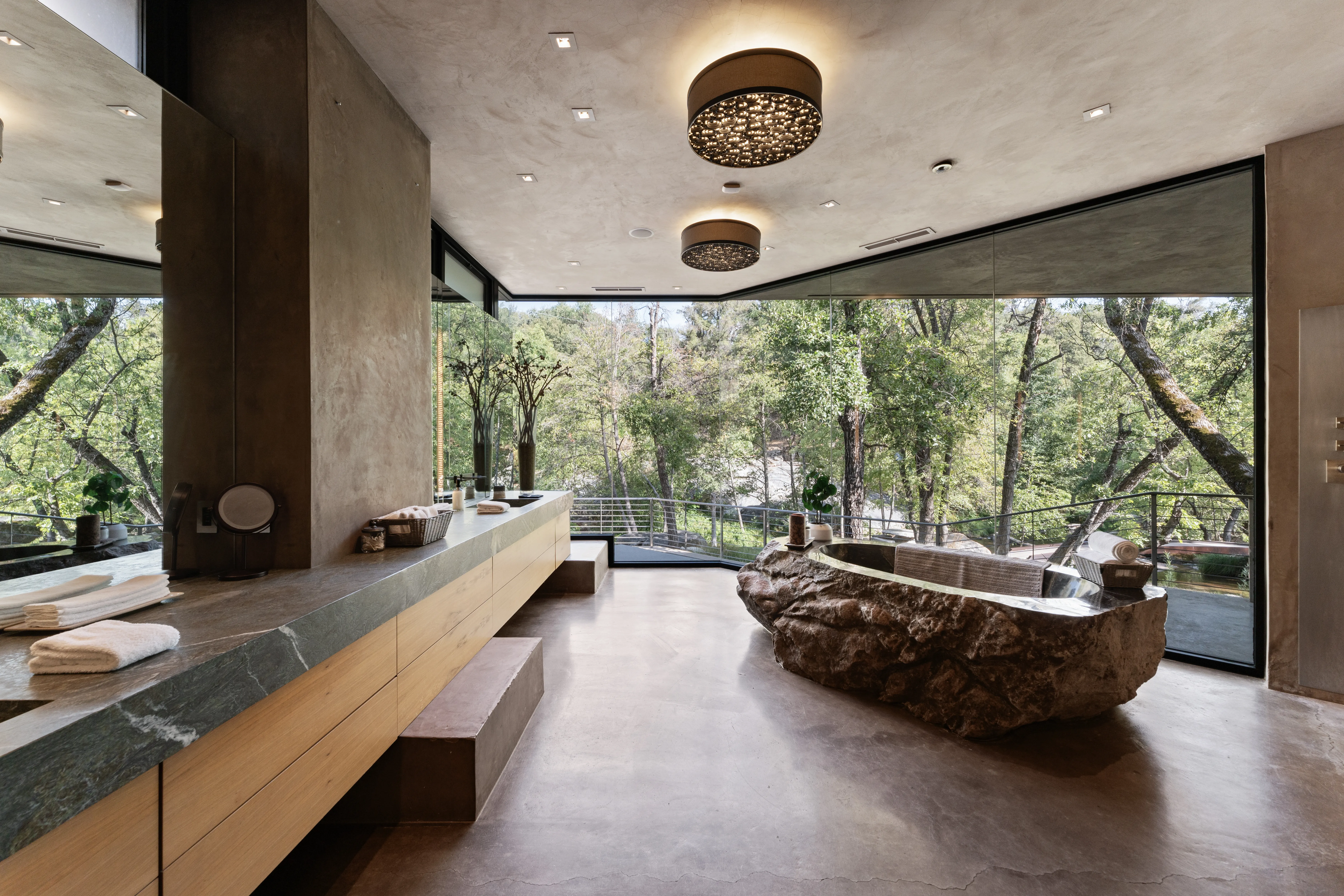 Bathroom 1 - Image 2