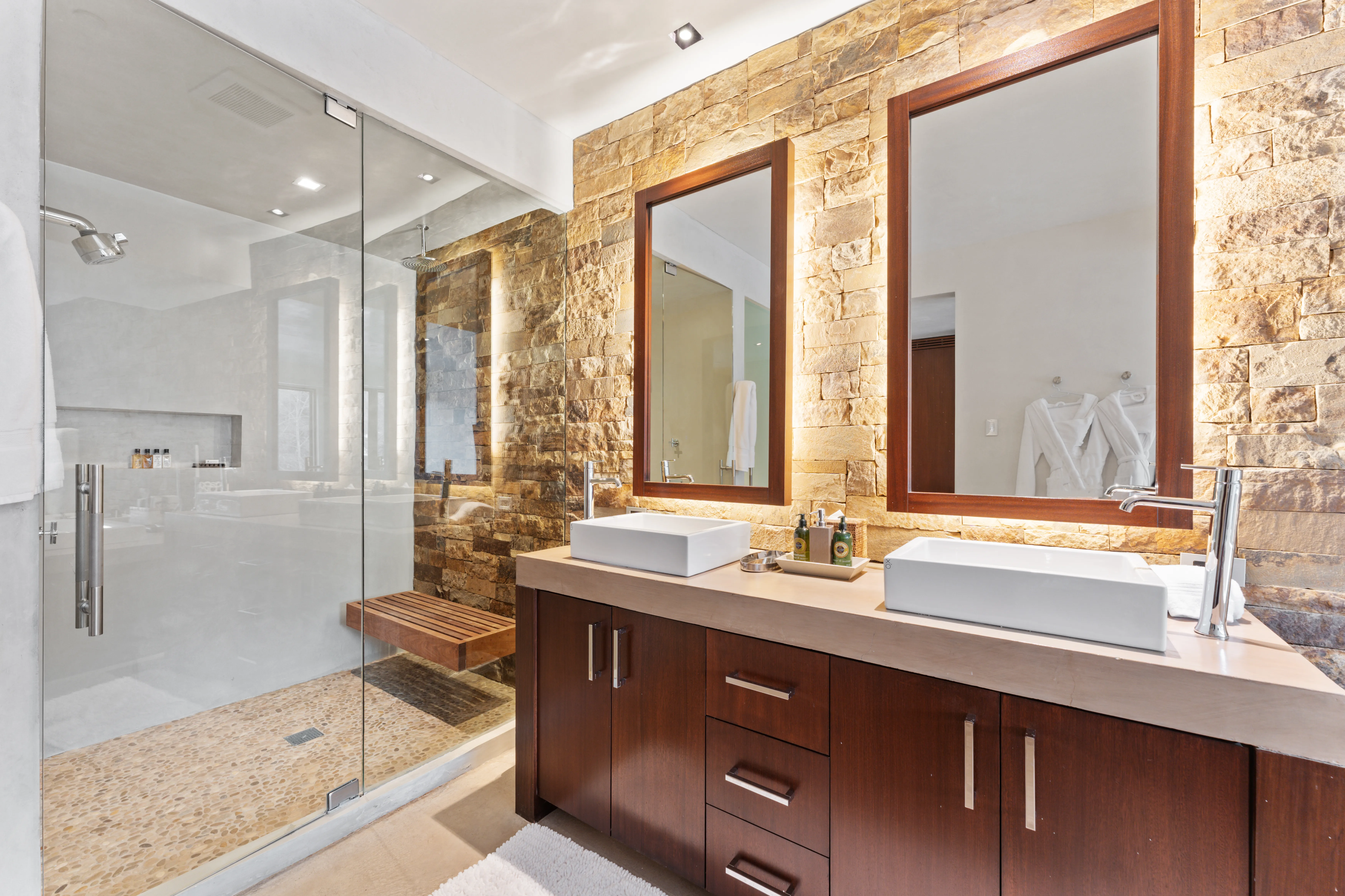 Bathroom 1 - Image 2