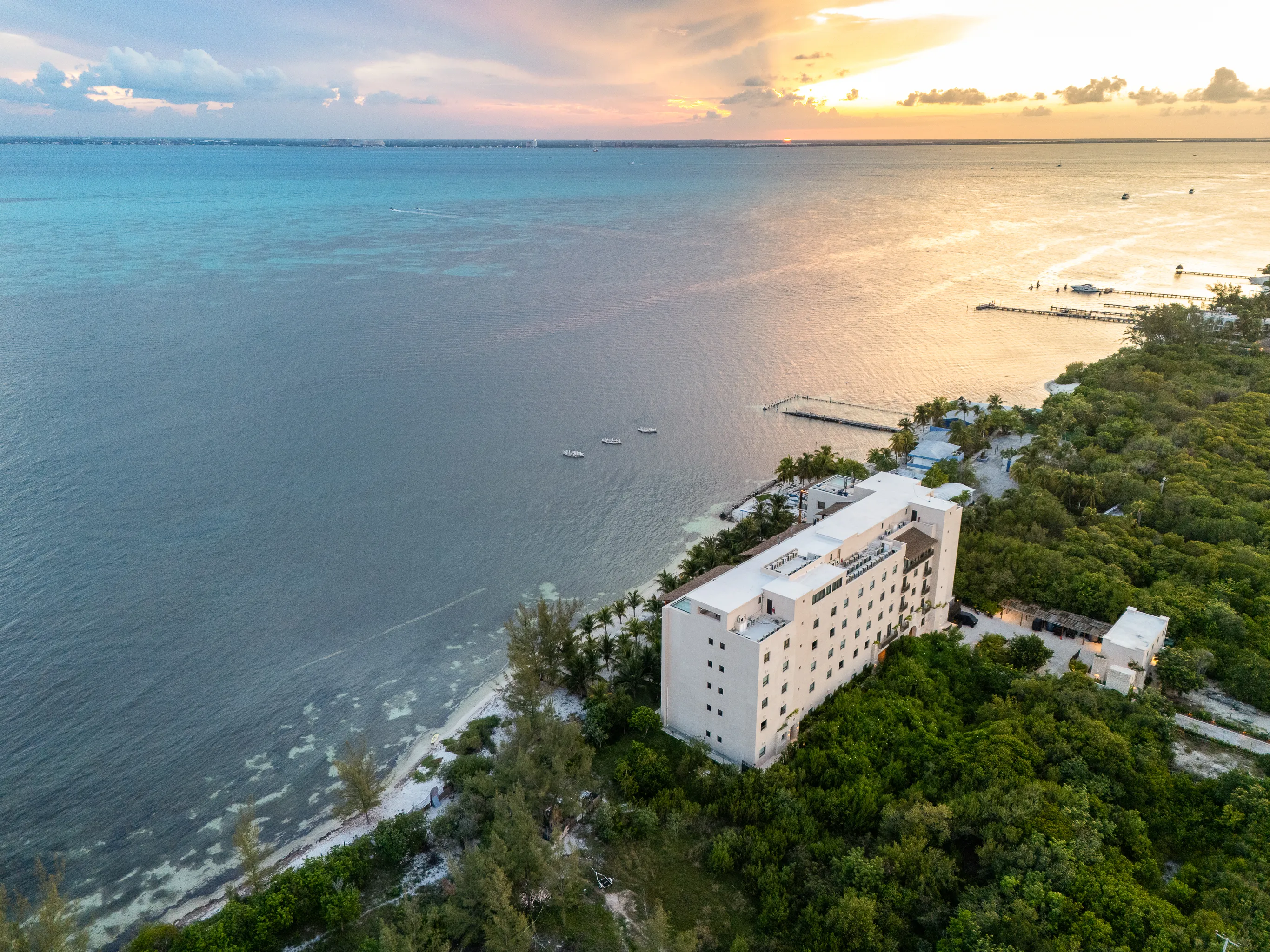 Horizon Solstice Beachside