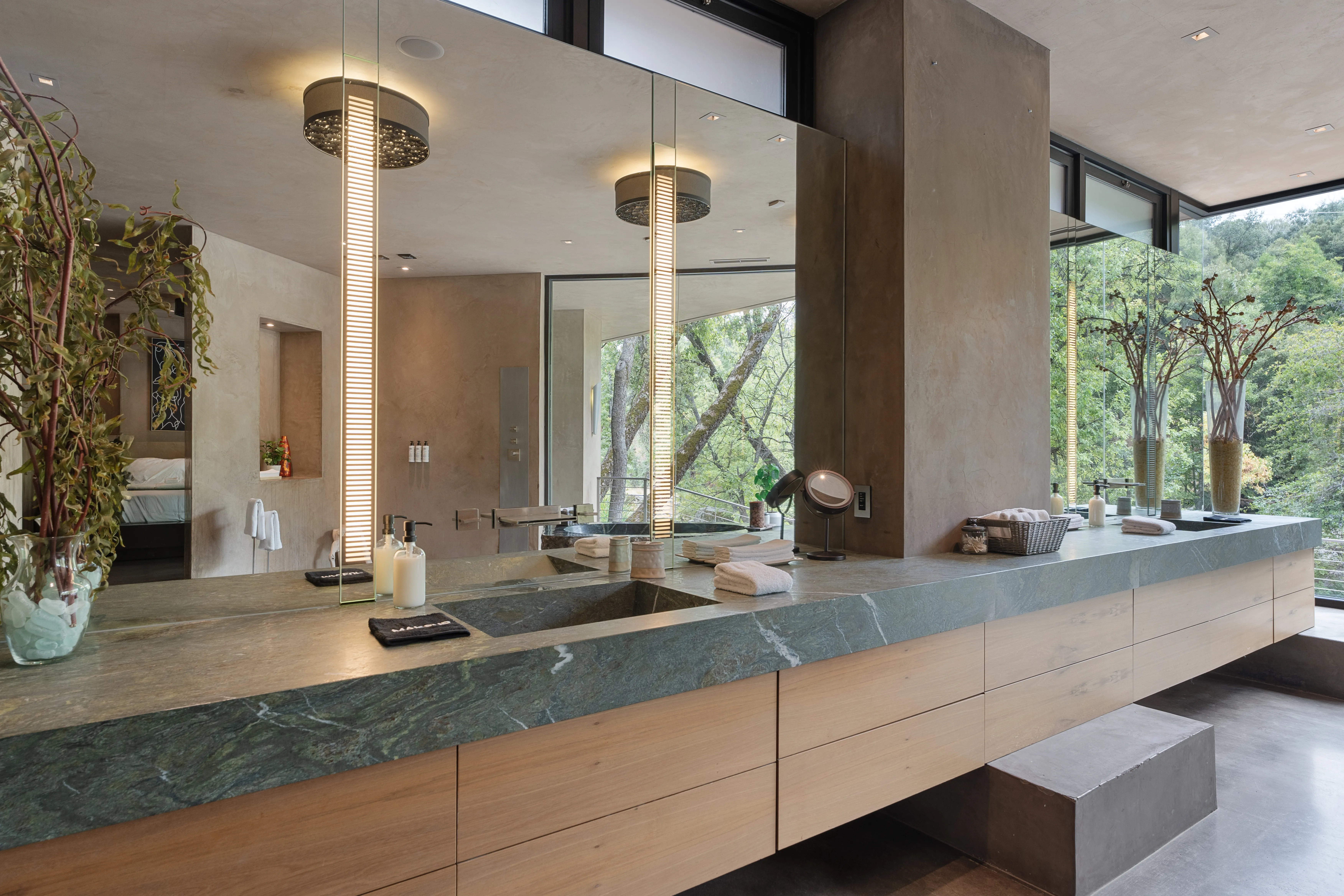 Bathroom 1 - Image 1