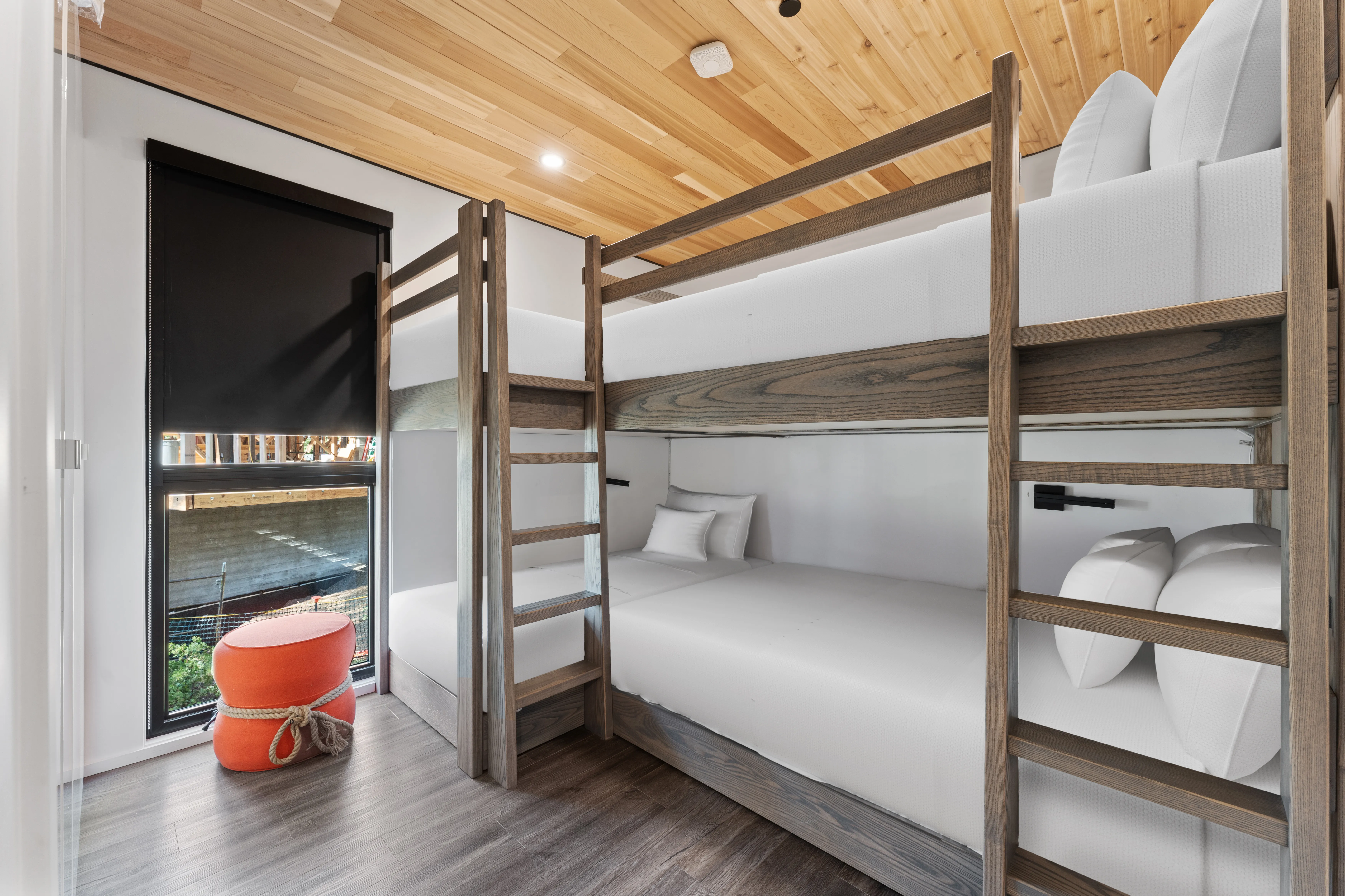 BUNK_BEDROOM - Image 1