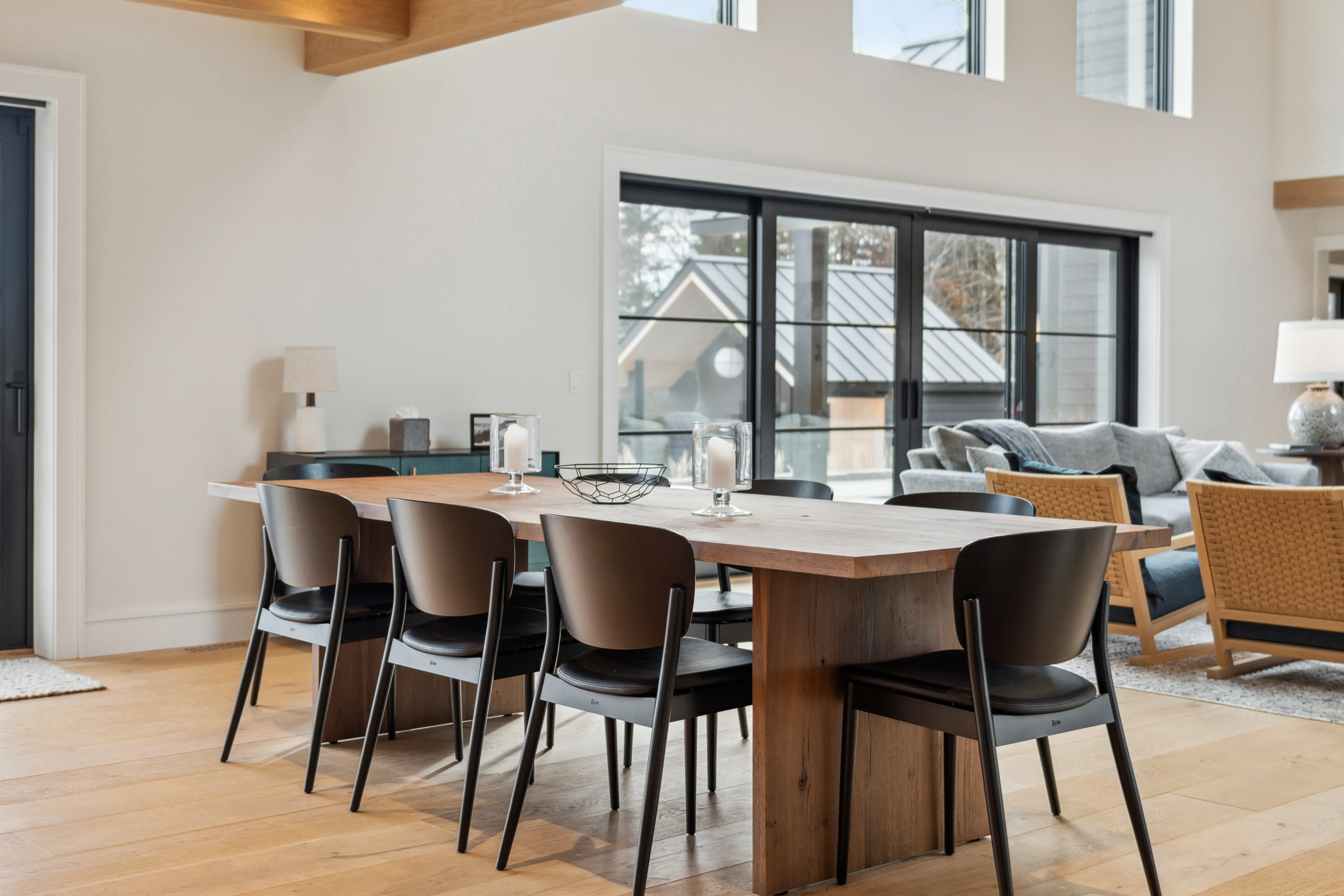 DINING_ROOM - Image 2