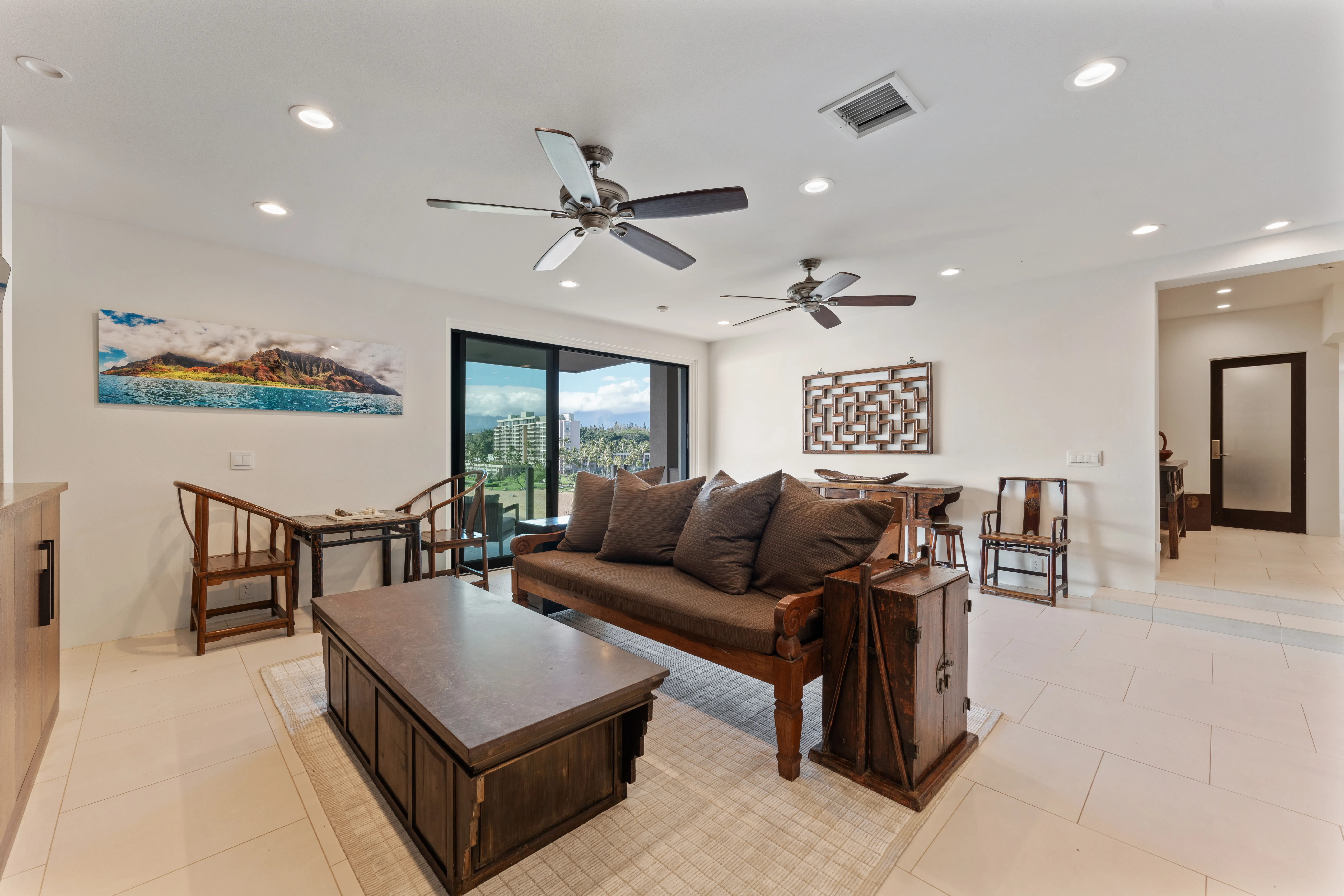 LIVING_ROOM - Image 2