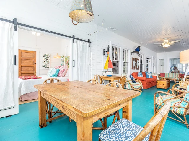 Wander Tybee Breakers #1