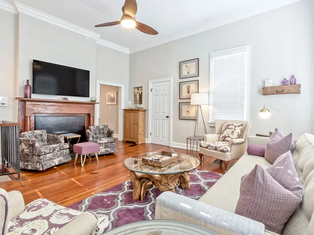 Wander Savannah Historic #2