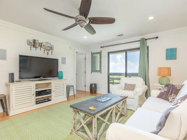 Lighthouse Point 17C #2