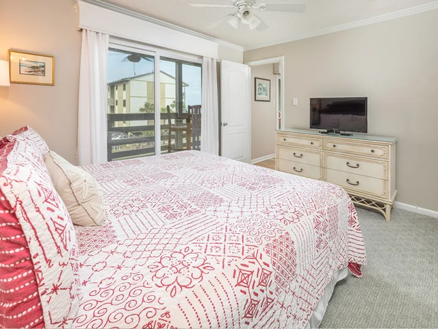 Lighthouse Point 33B #1