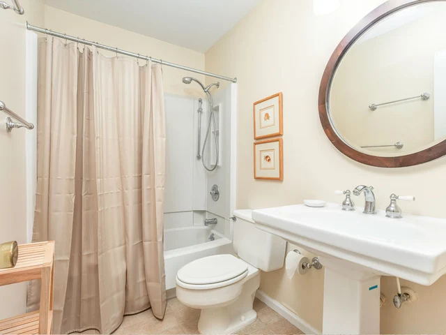 Lighthouse Point 4B #2