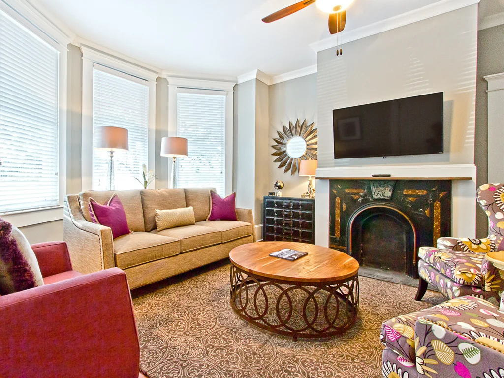 Wander Savannah Magnolia