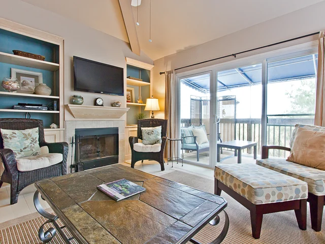 Wander Tybee Pelican #1