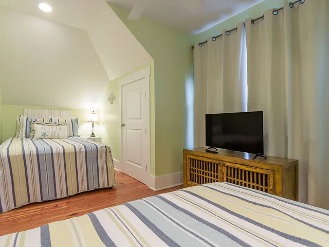 Wander Tybee Shores Retreat #1