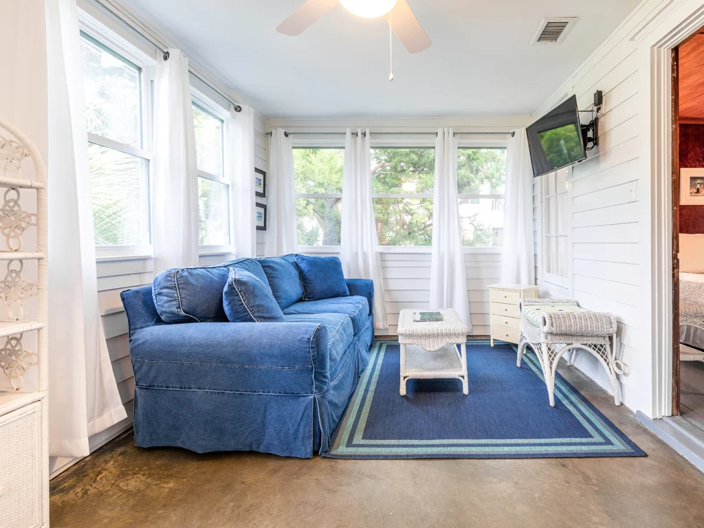 Extra Bedding - Image 3