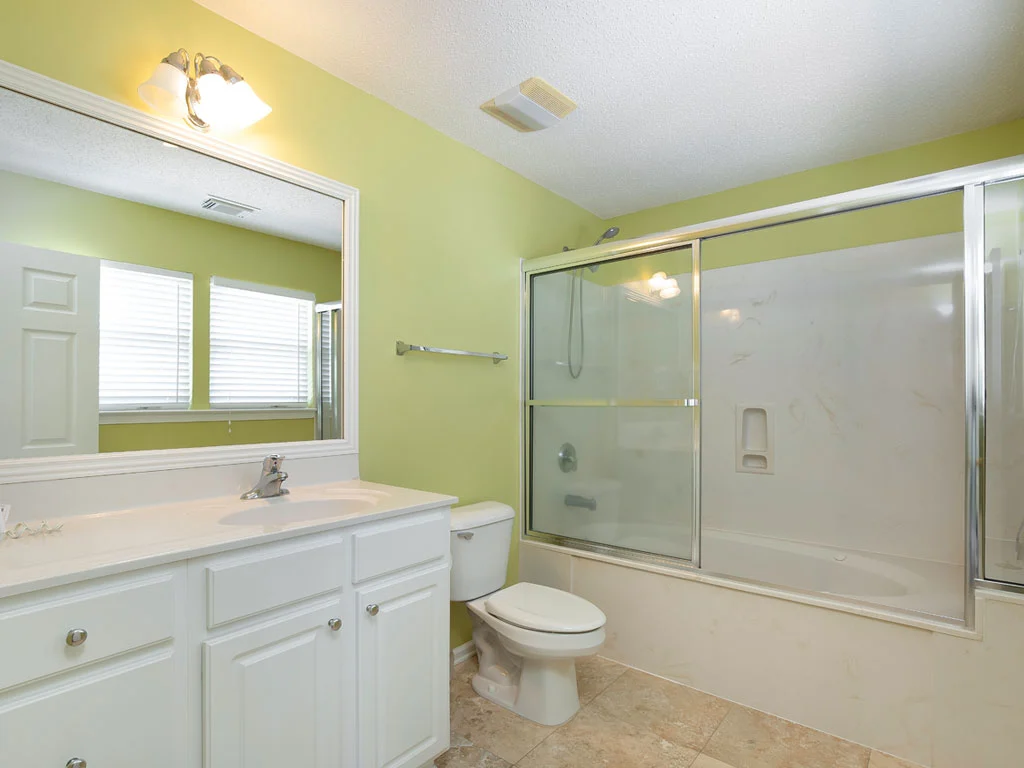 Bathroom 1 - Image 1