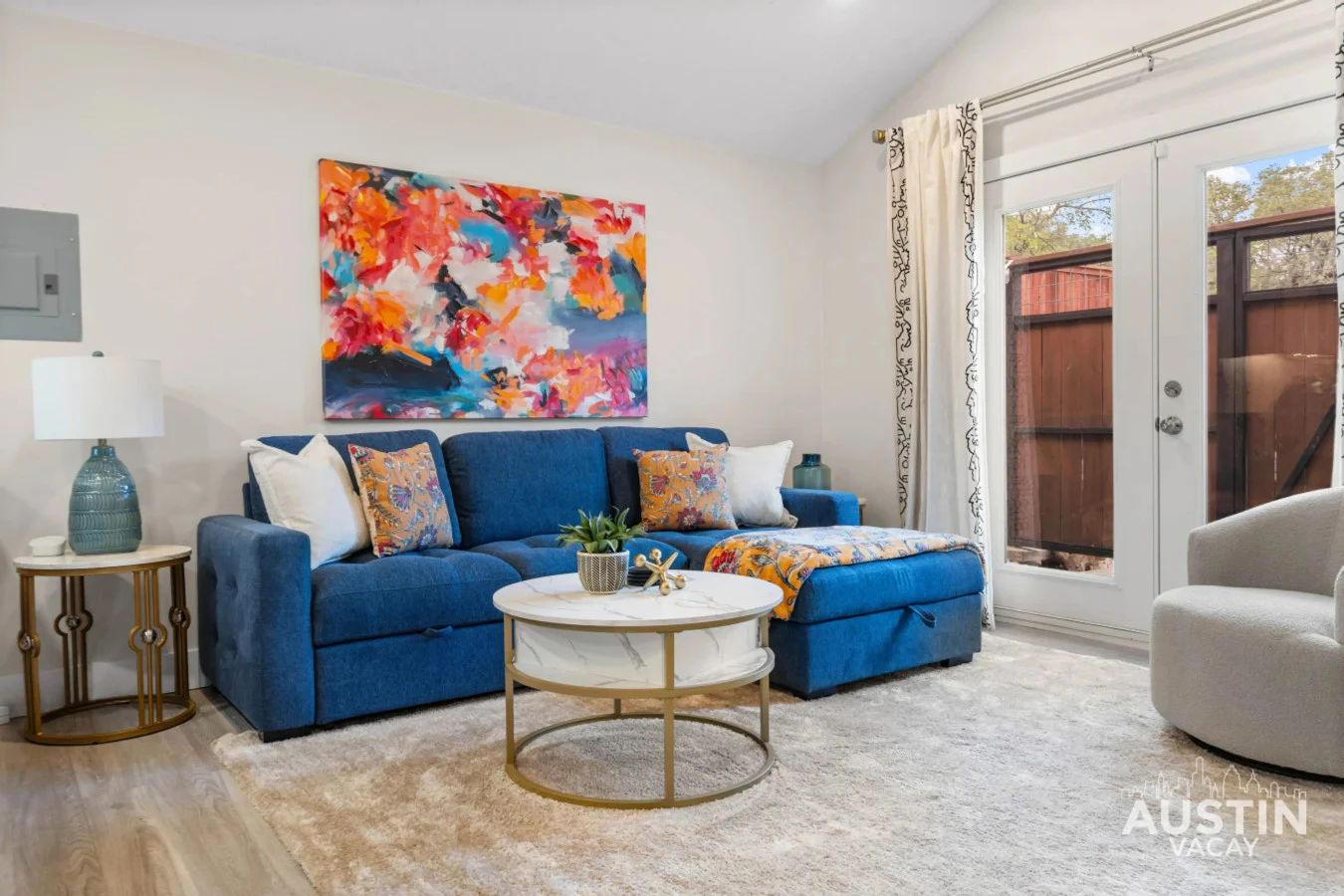 Living room - Image 1