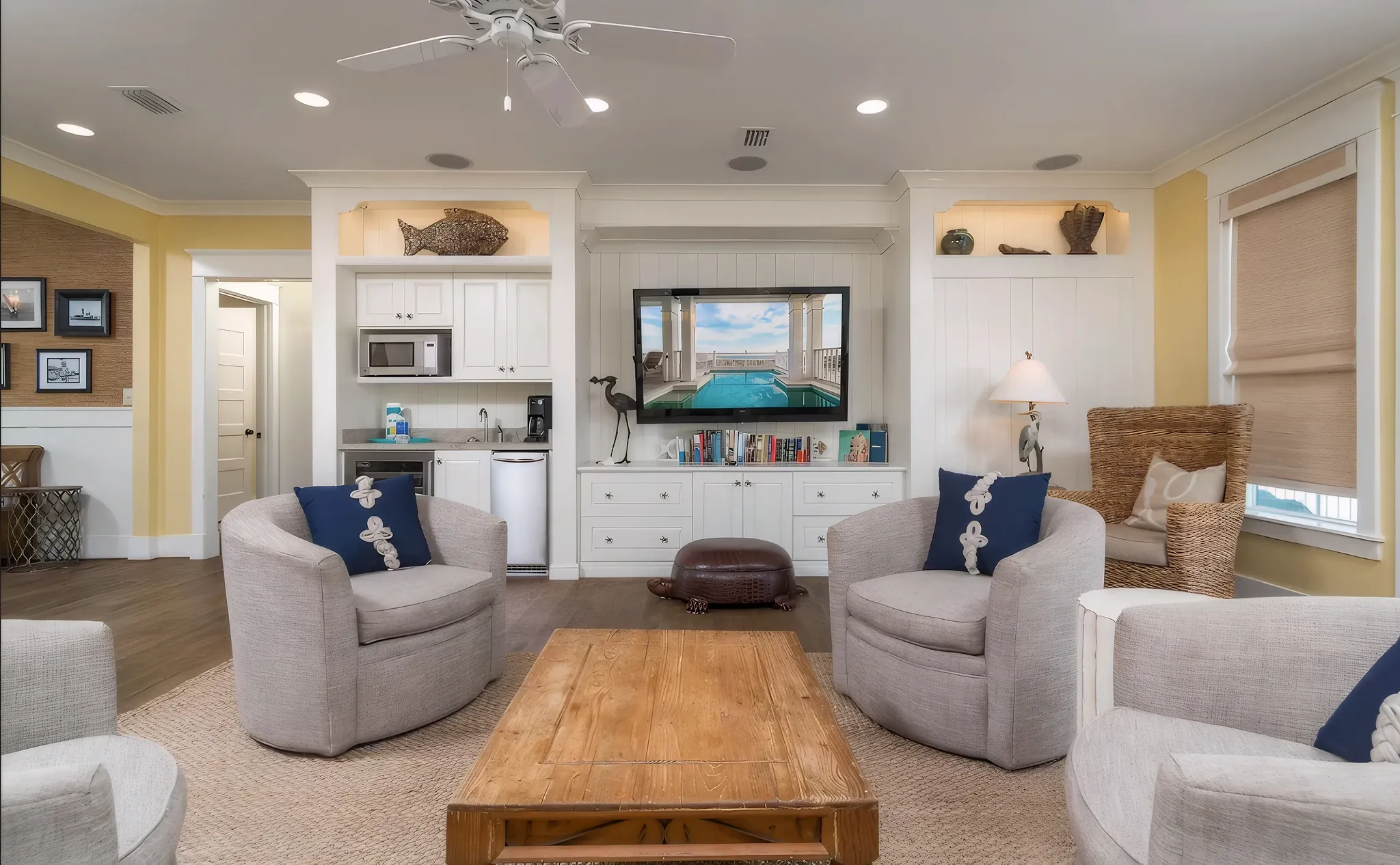 Living Room 3 - Image 1