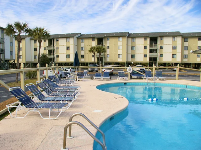 Lighthouse Point 17C