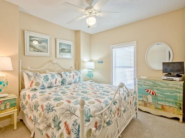 Wander Coastal Savannah