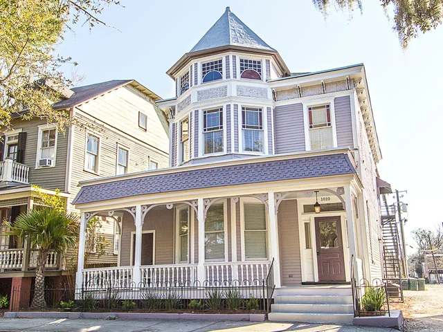 Wander Savannah Park View