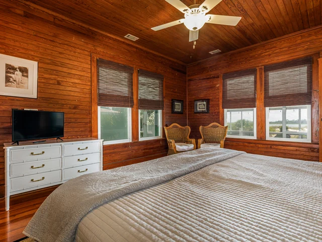 Walker-Lynah Cottage