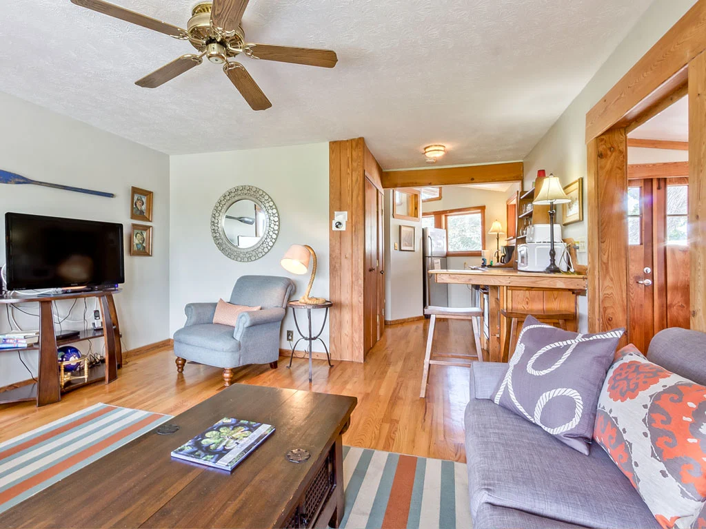 Creekside Captains Retreat