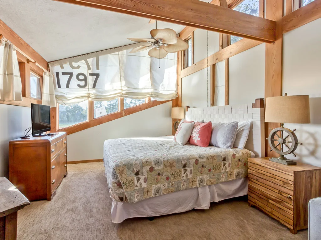 Creekside Captains Retreat