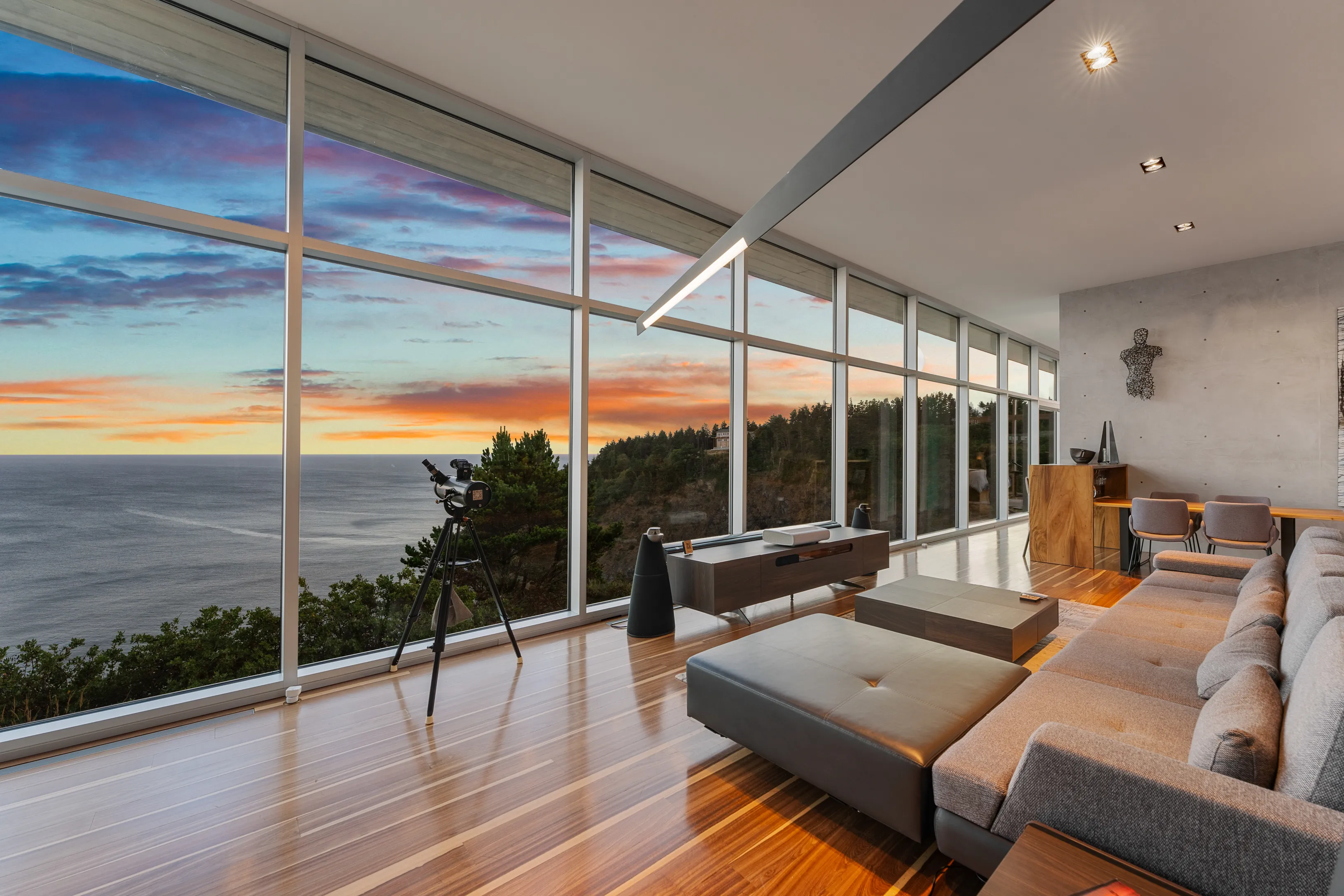 Overlook Nook Bluff Luxe