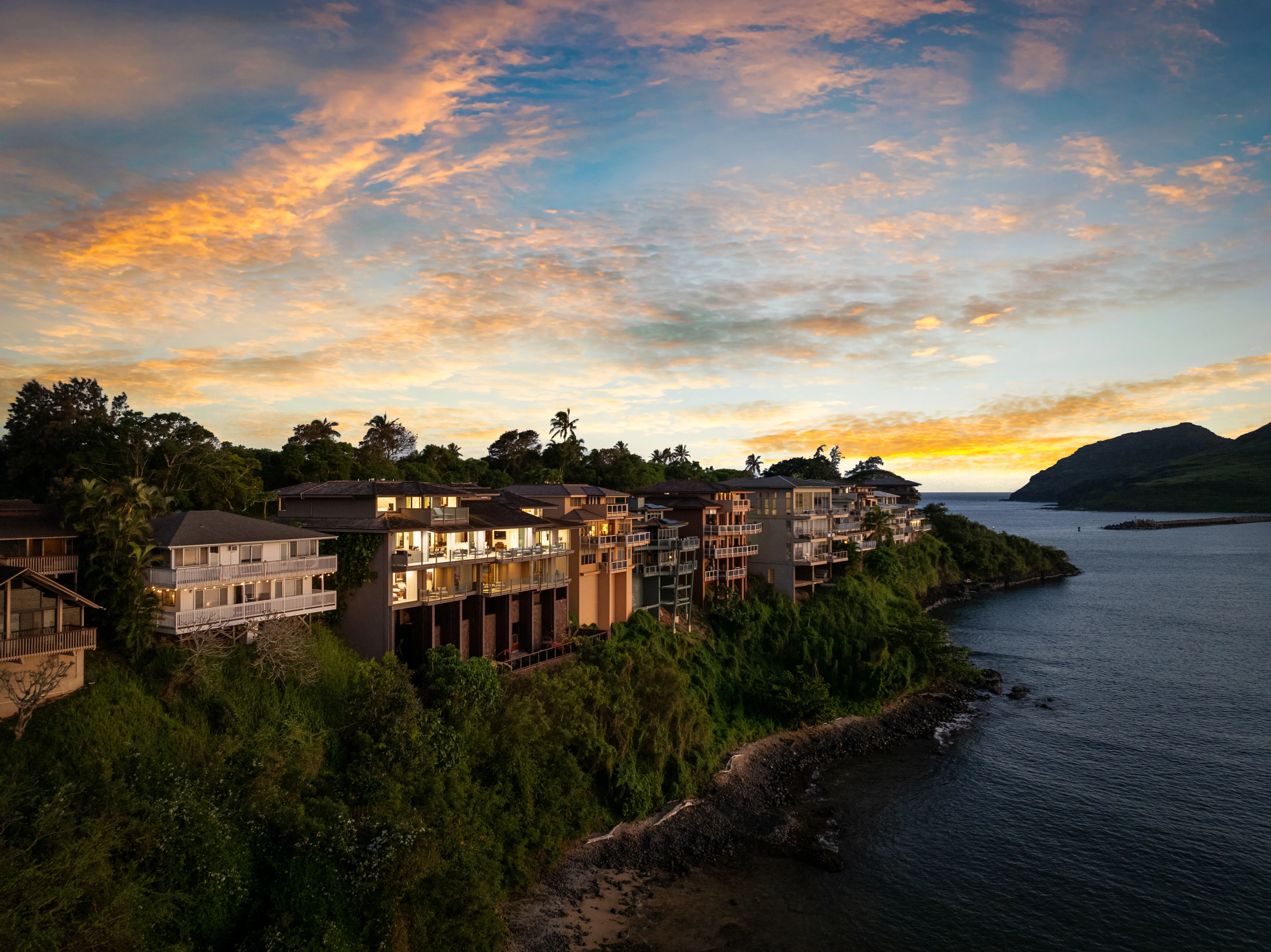 Overlook Nook Bluff Luxe