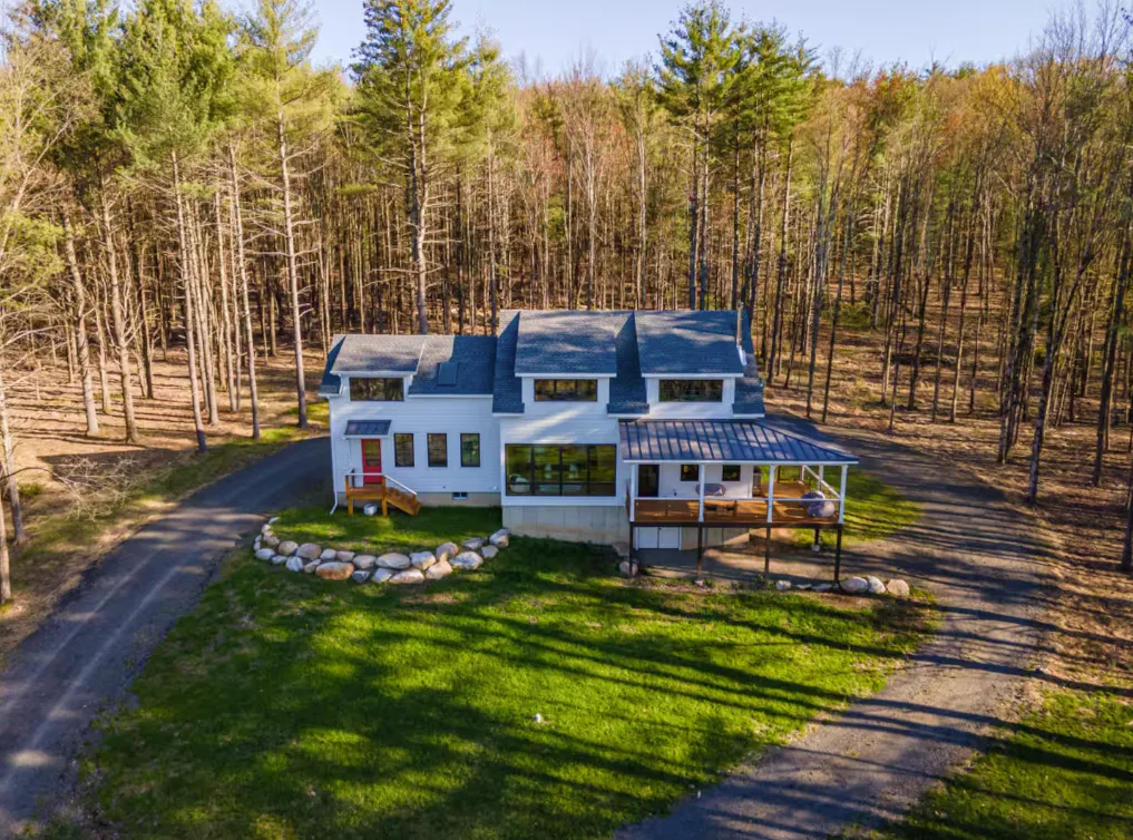 Lagoon Stunning Marina