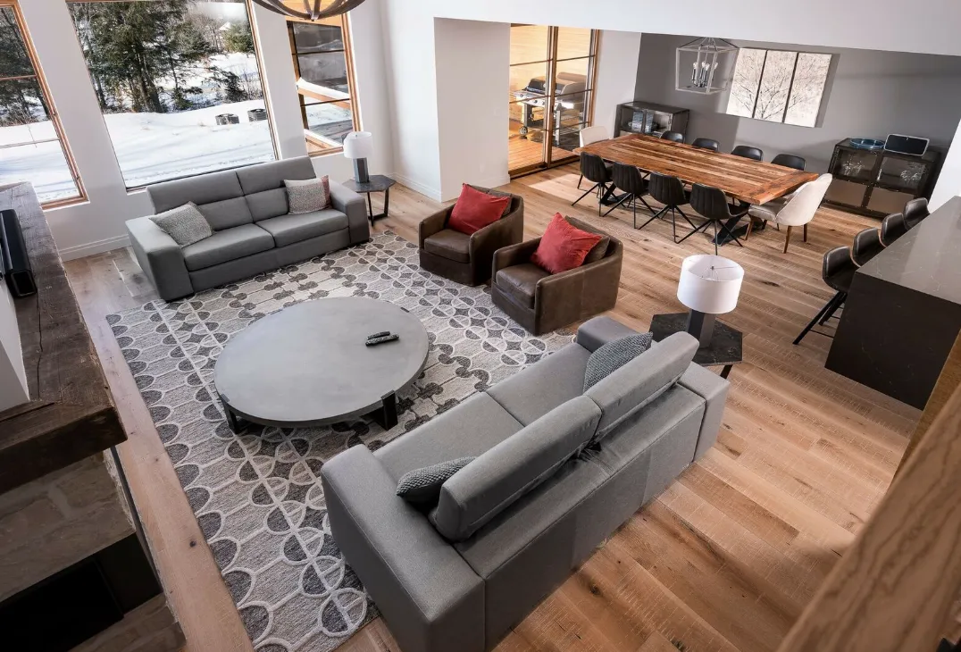 Living Room 3 - Image 1