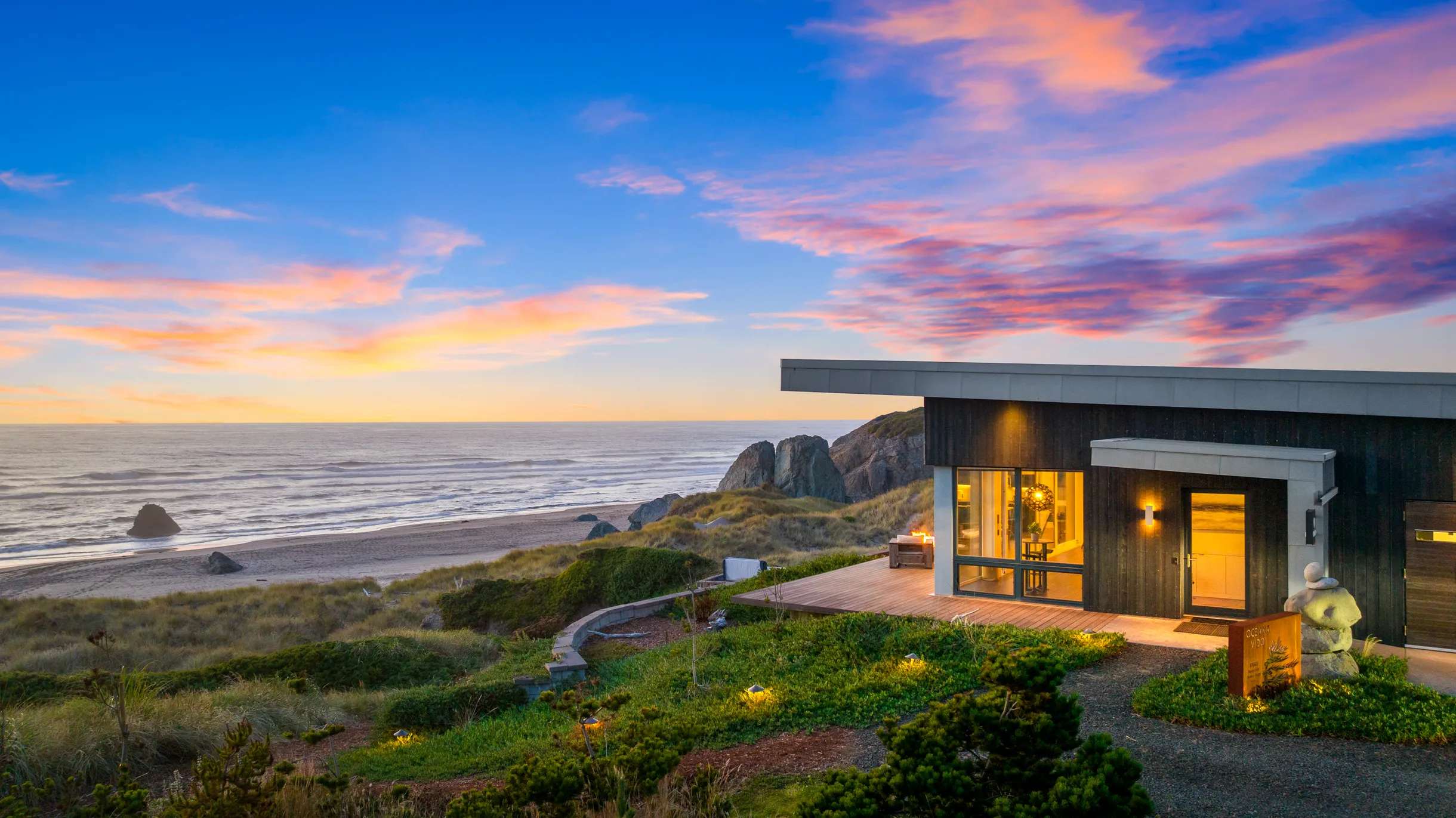 Home in Bandon property photo 3