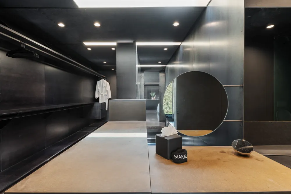 Hideout Harborview Sands