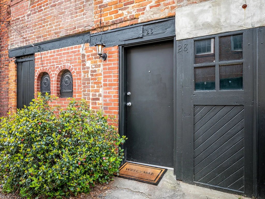 Southern Belle Carriage House - Image 2