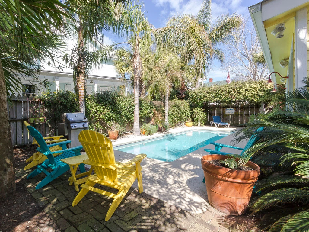 Island Bliss - Image 1