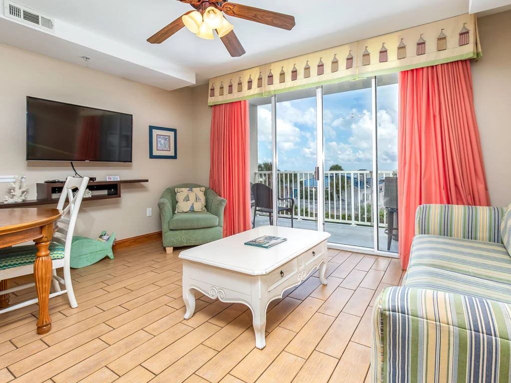 Tybee Beach Club 124 - Image 1