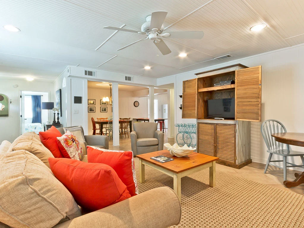 Bikini Cottage - Image 3